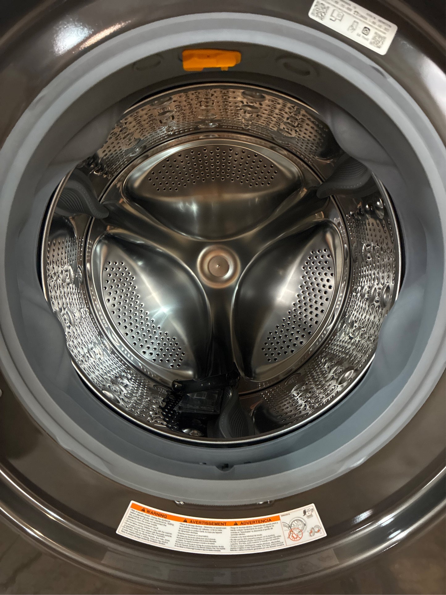 LG 4.5 Cu. Ft. Front Load Washer - Black