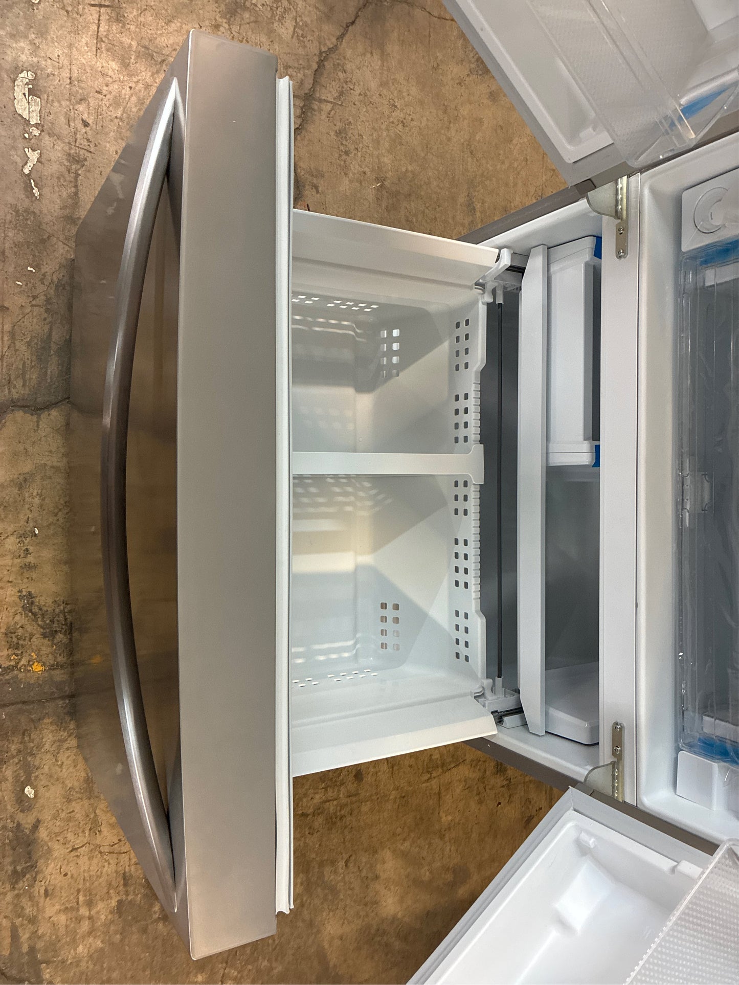 Frigidaire 28.8-cu ft French Door Refrigerator