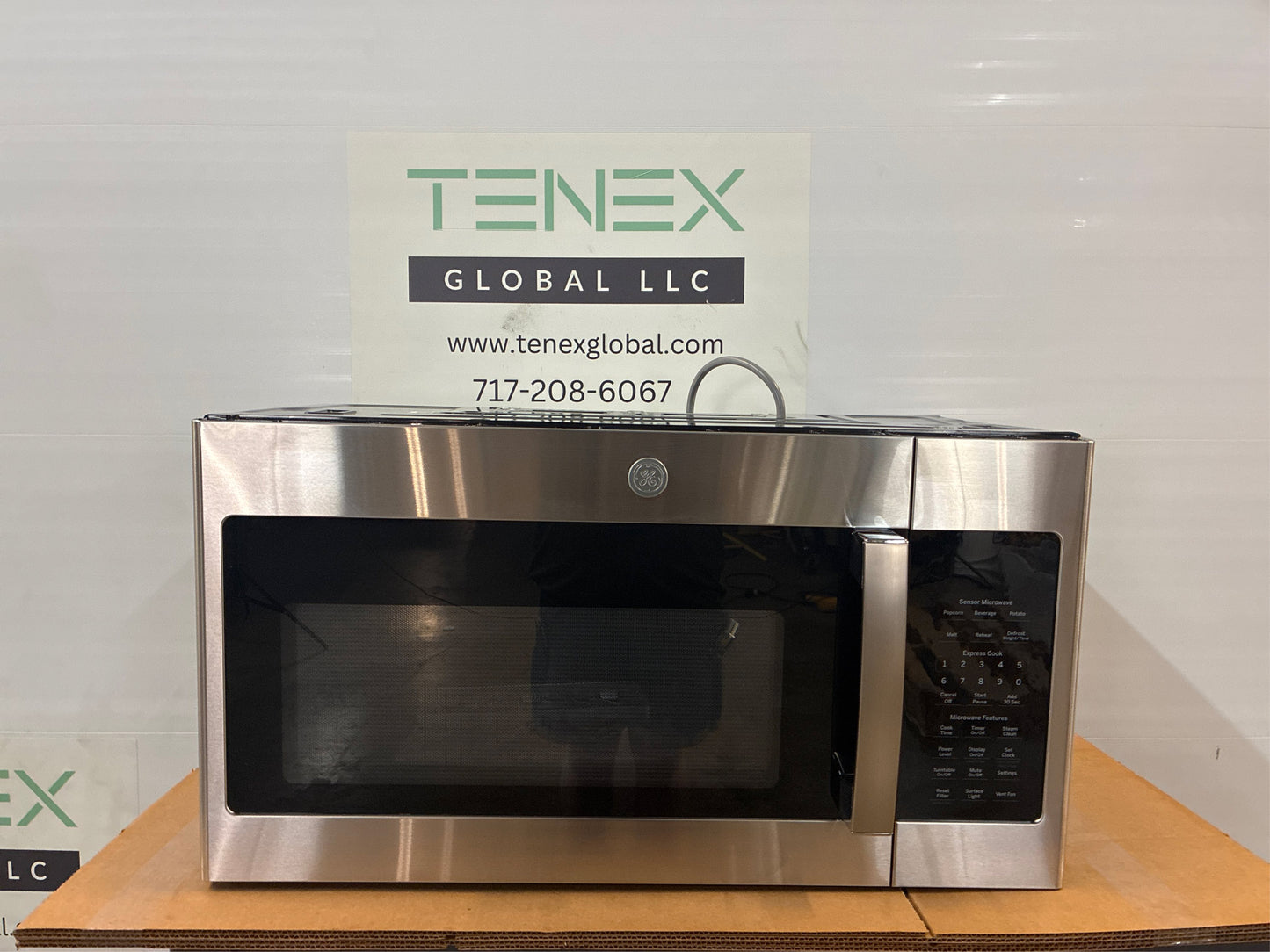 GE 1.9-cu ft 29.9-in Over-the-Range Microwave