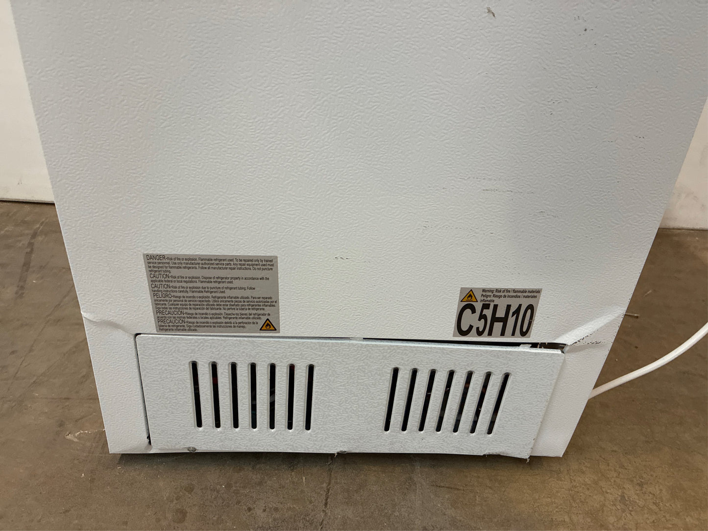 Vissani 5.0 cu. ft. Chest Freezer with LED Light