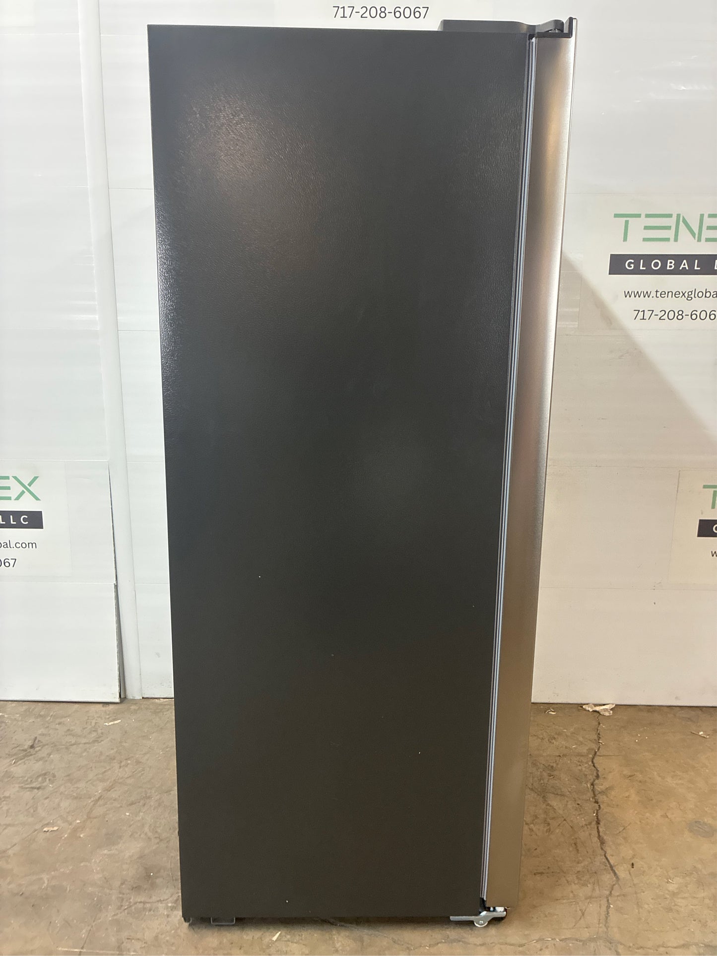 Frigidaire 21.4 cu. ft., Side-By-Side Refrigerator