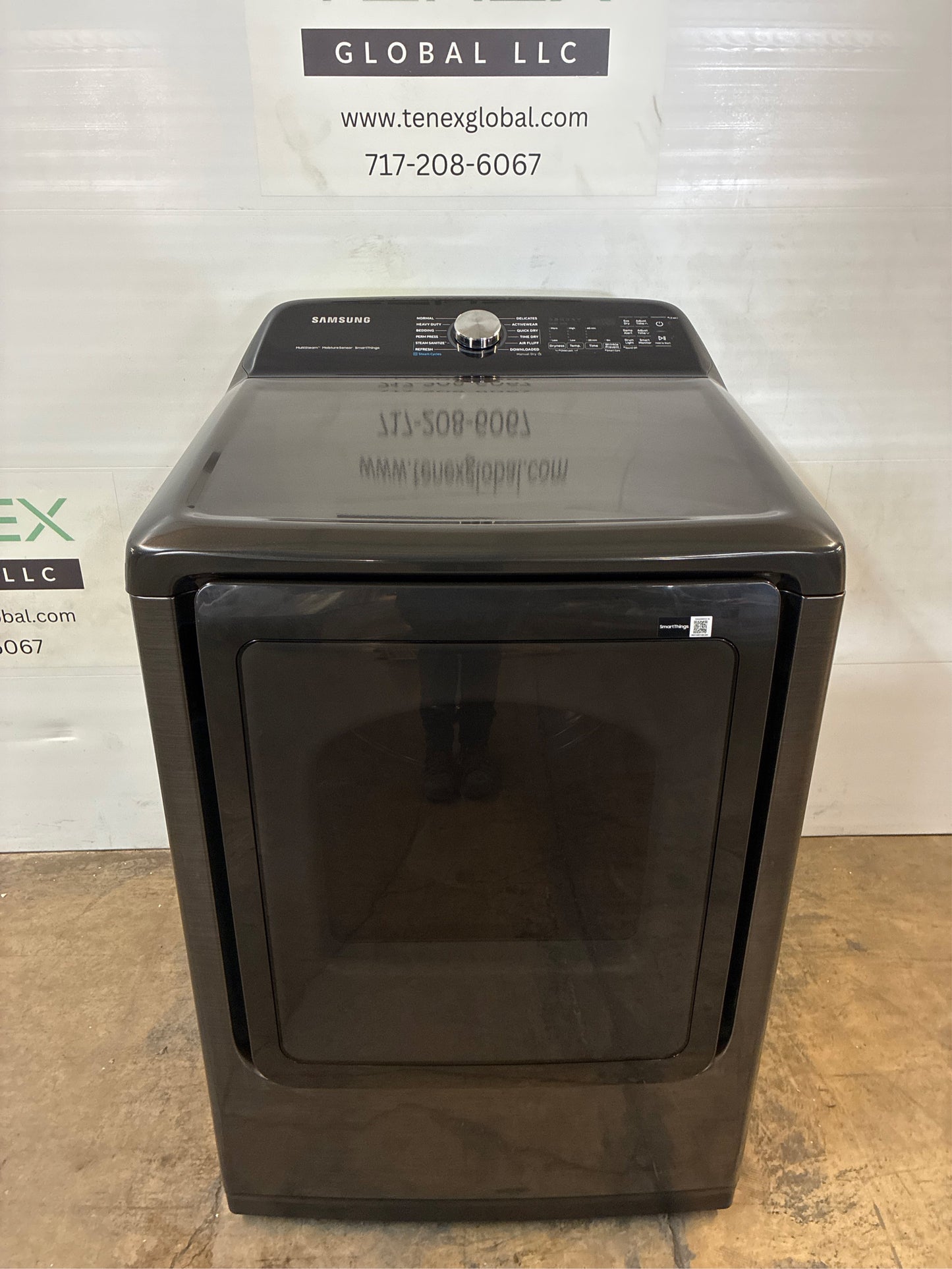 Samsung Brushed Black 7.4 cu ft - Gas Dryer with Steam+