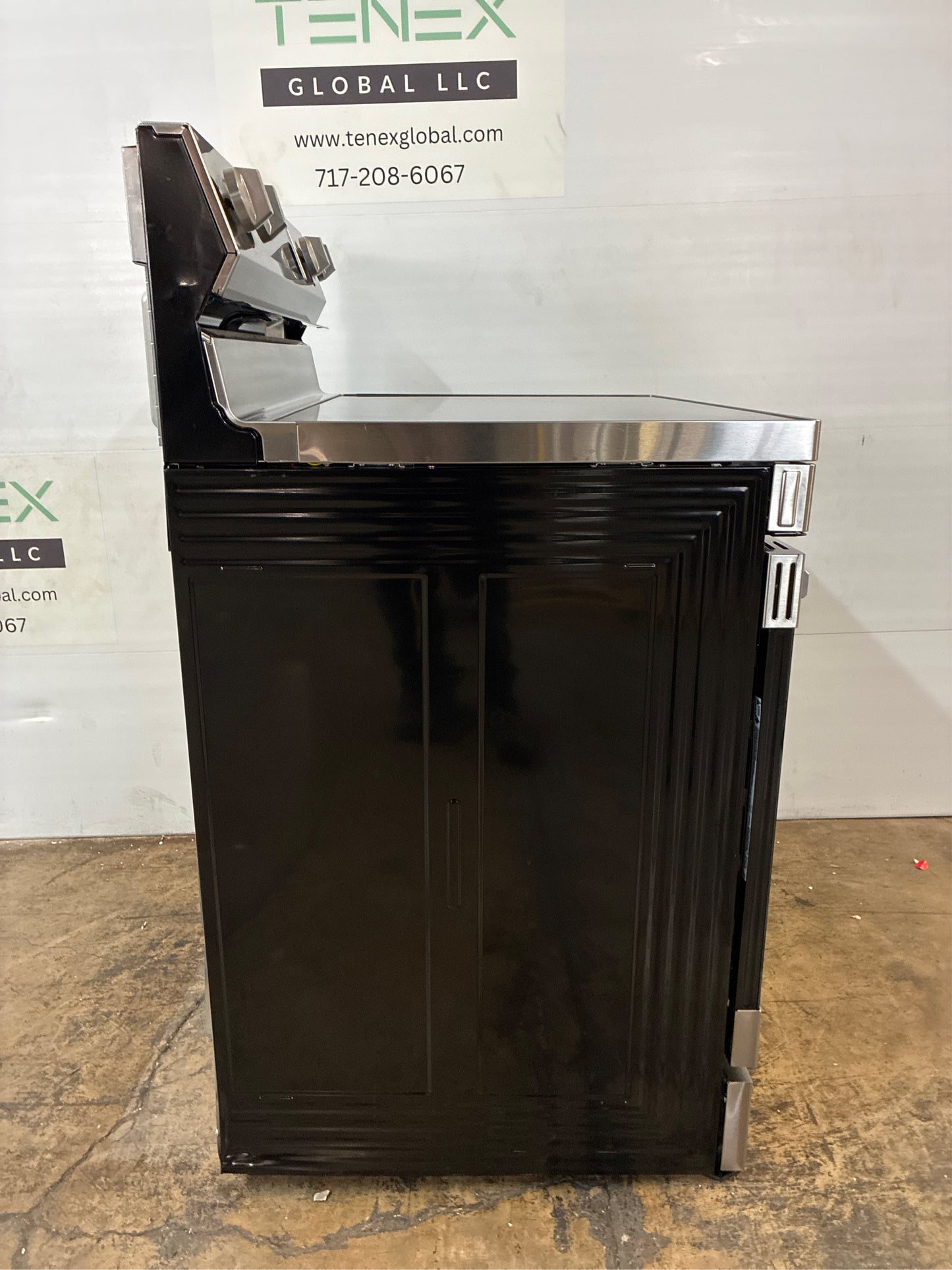 Samsung 6.3 cuft 5 - Burner Electric Range