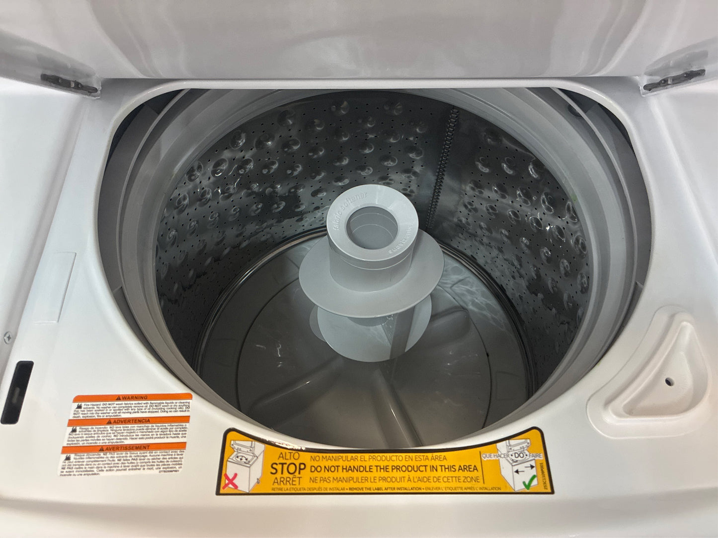 3.8 cu. ft Washer 5.9 Gas Dryer White