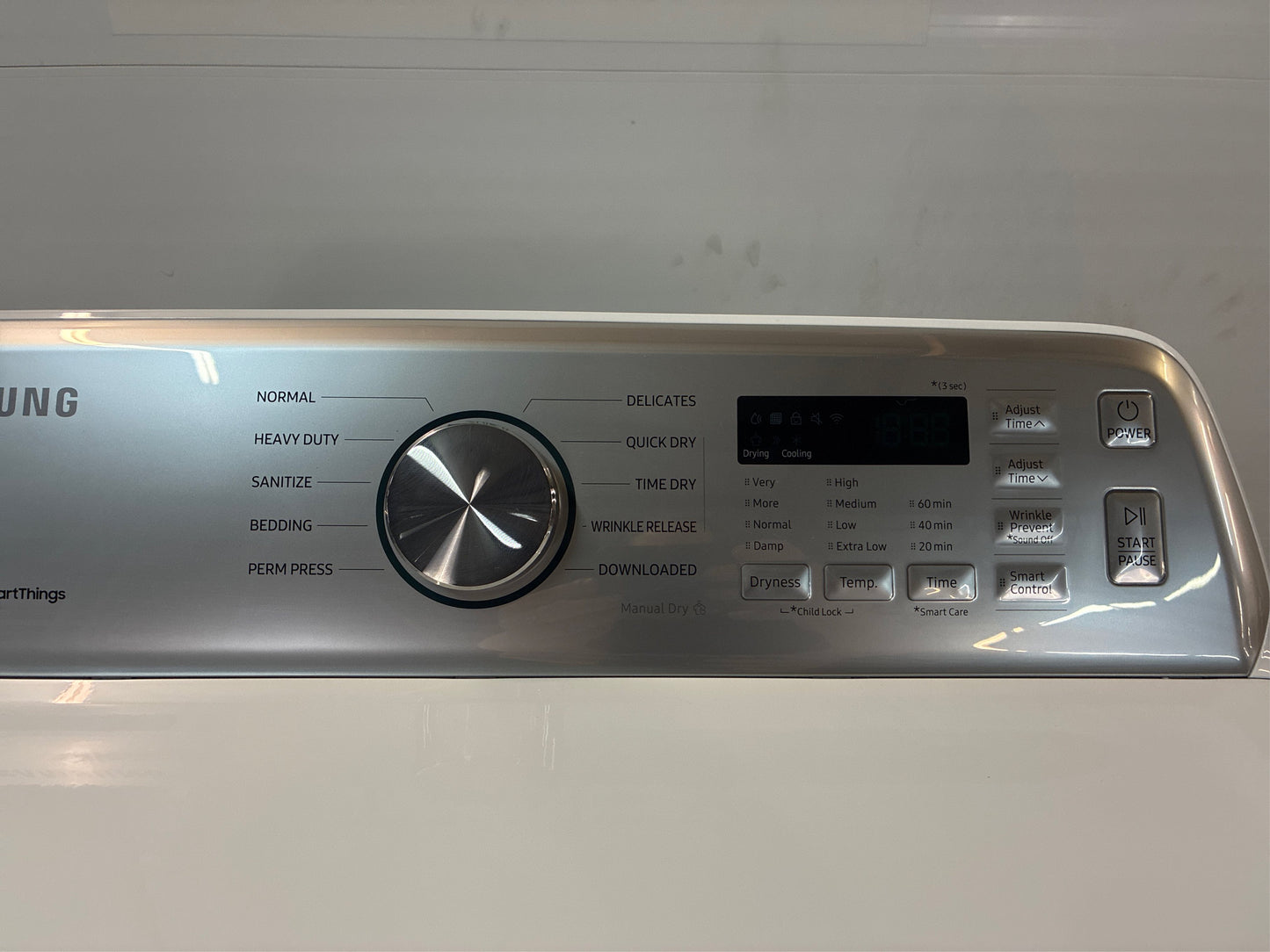 Samsung 7.4 cu. ft. Smart Electric Front Load Dryer White