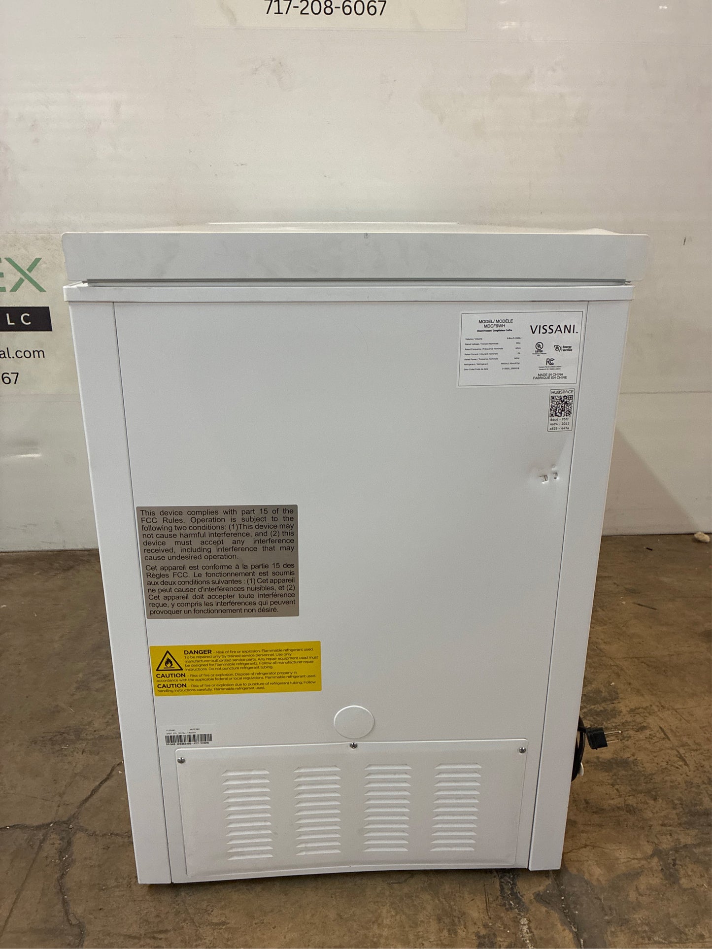 Vissani Hubspace 8.8 cu. ft. Chest Freezer with LED