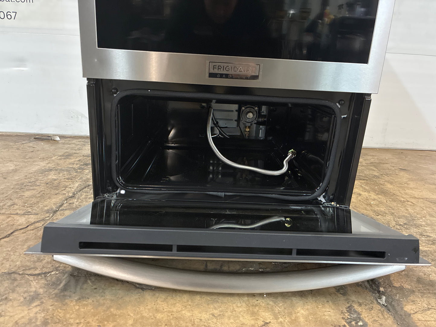 Frigidaire Gallery 24” Gas Wall Oven w/ Air Fry