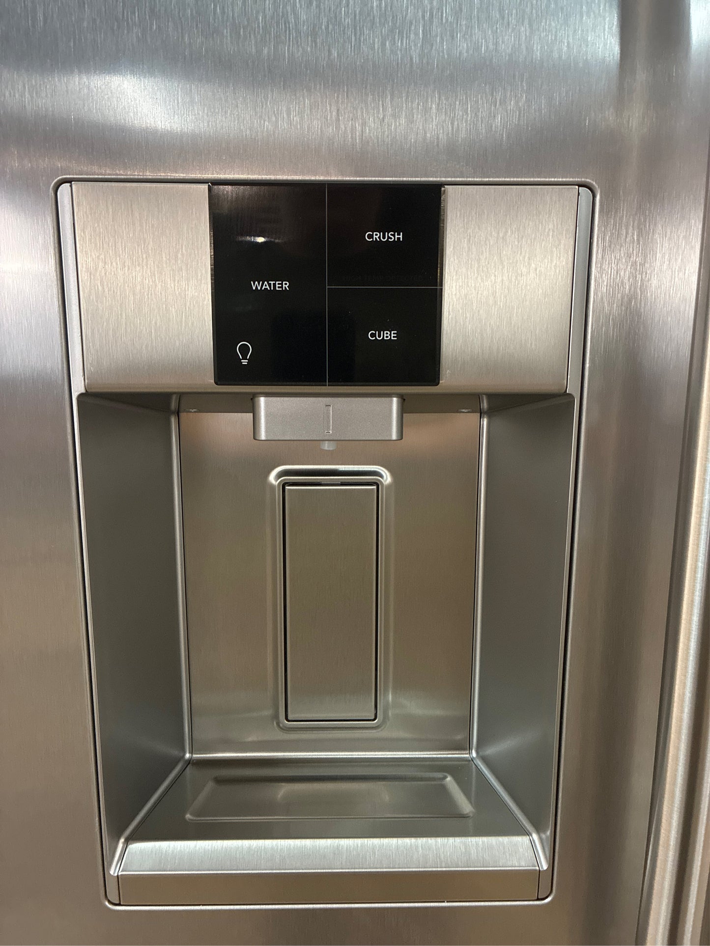 Frigidaire 36 in 22.3 cu ft Side-by-Side Refrigerator