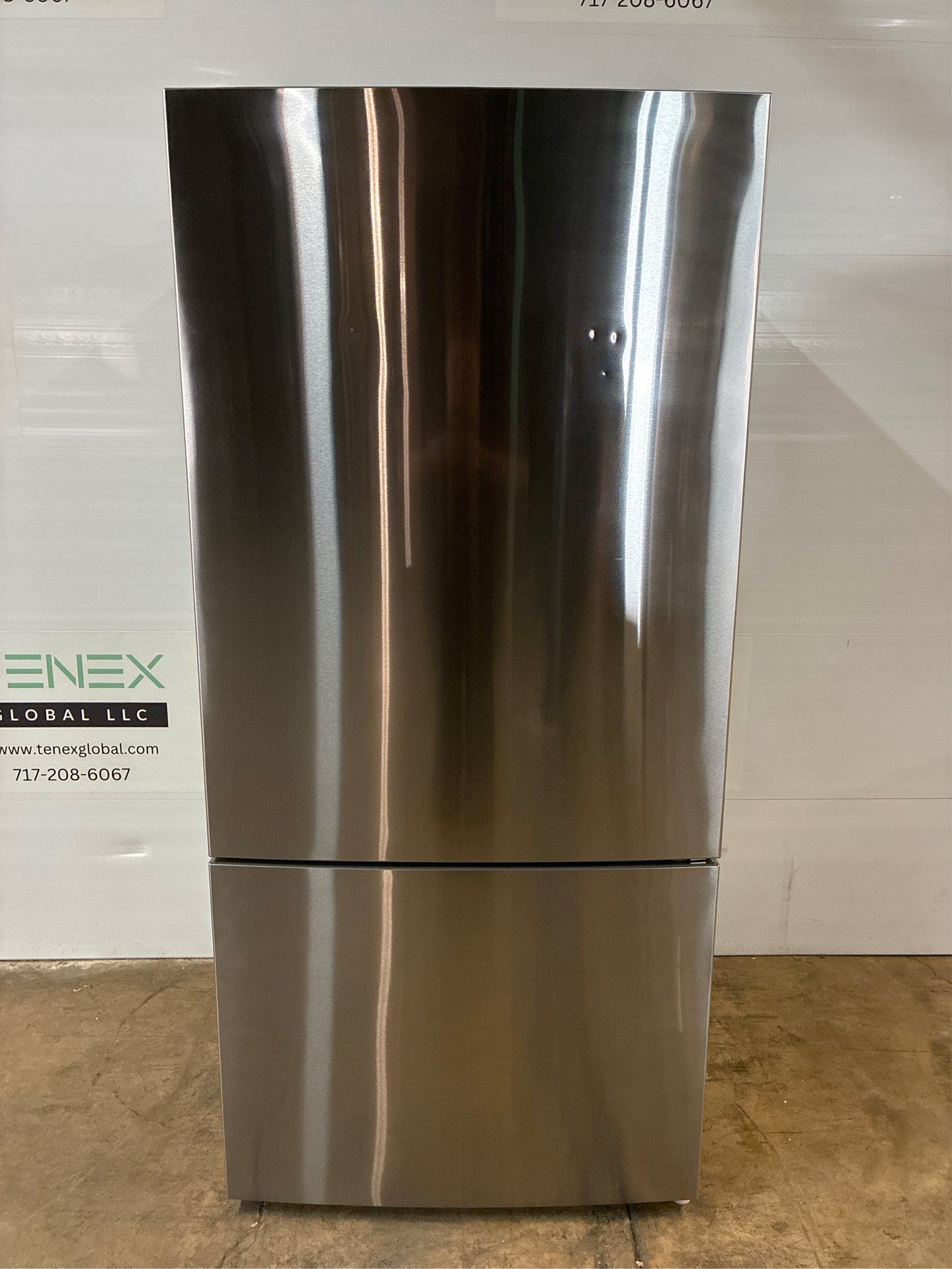 GE 17.7-cu ft Counter-depth Bottom-Freezer Fridge