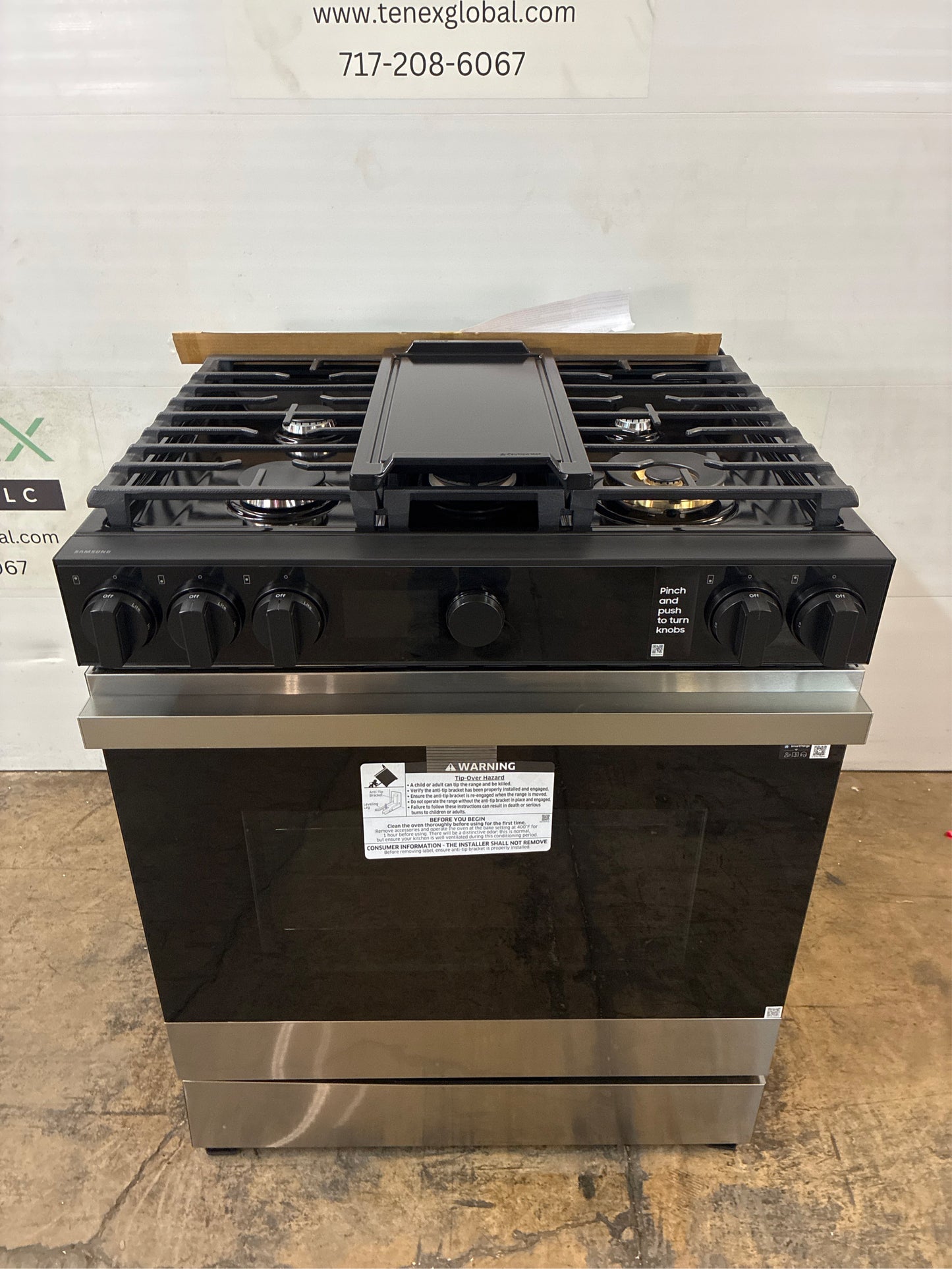 Samsung Bespoke 30 6.0 cu.ft. 5-Burner Gas Range