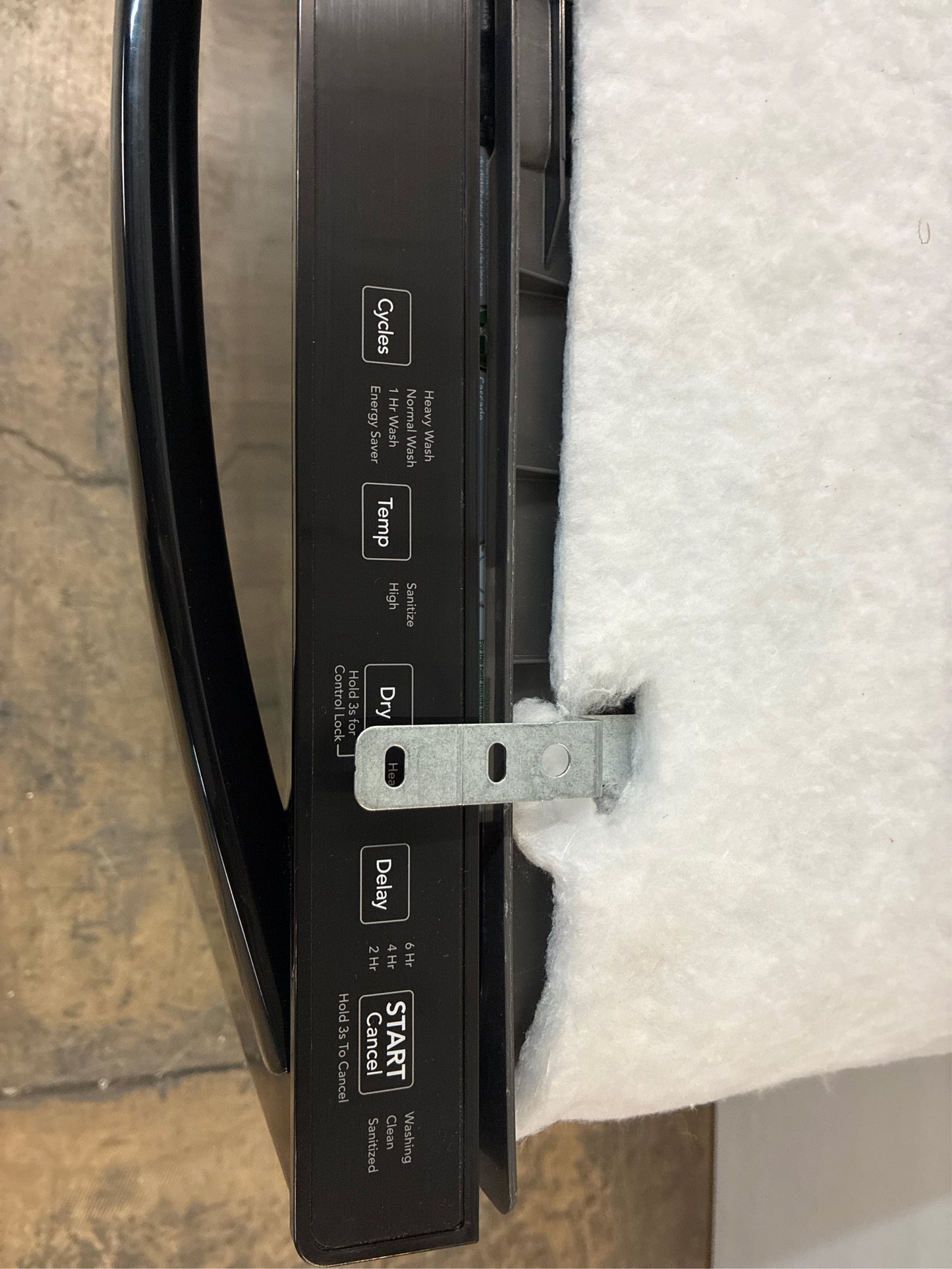 Frigidaire 24-in Top Control Dishwasher