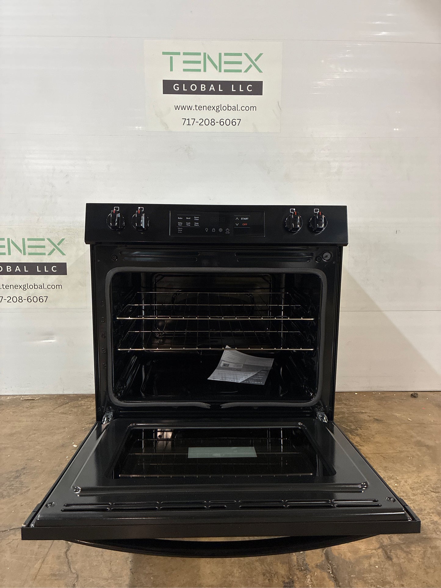 Frigidaire 30 in. 5-Burner Electric Range, Black