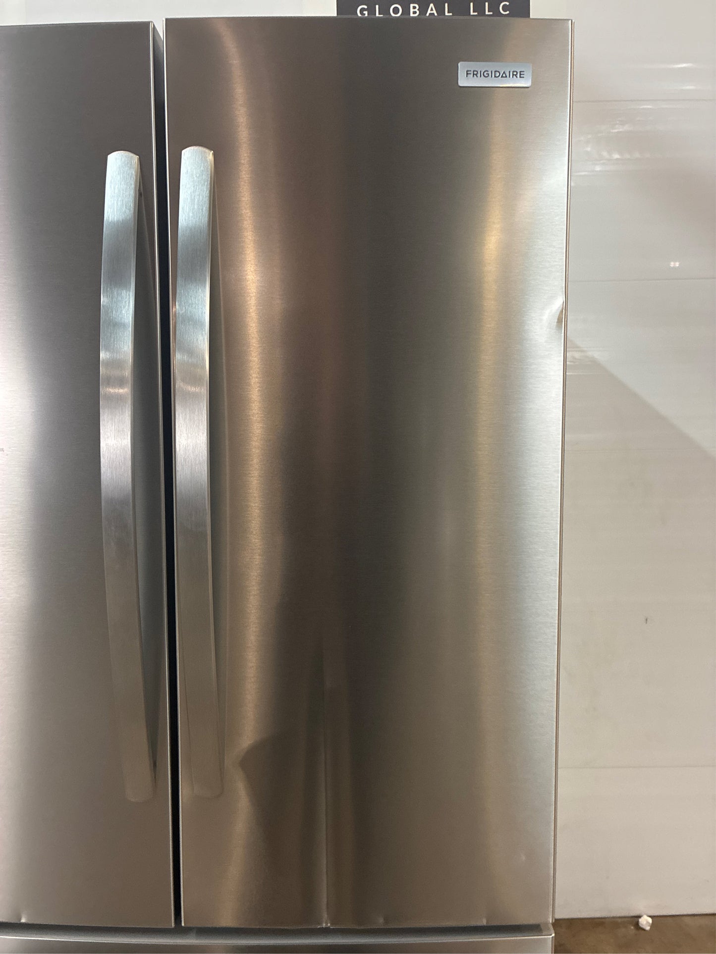 Frigidaire 36" French Door Refrigerator —28.8 cu ft