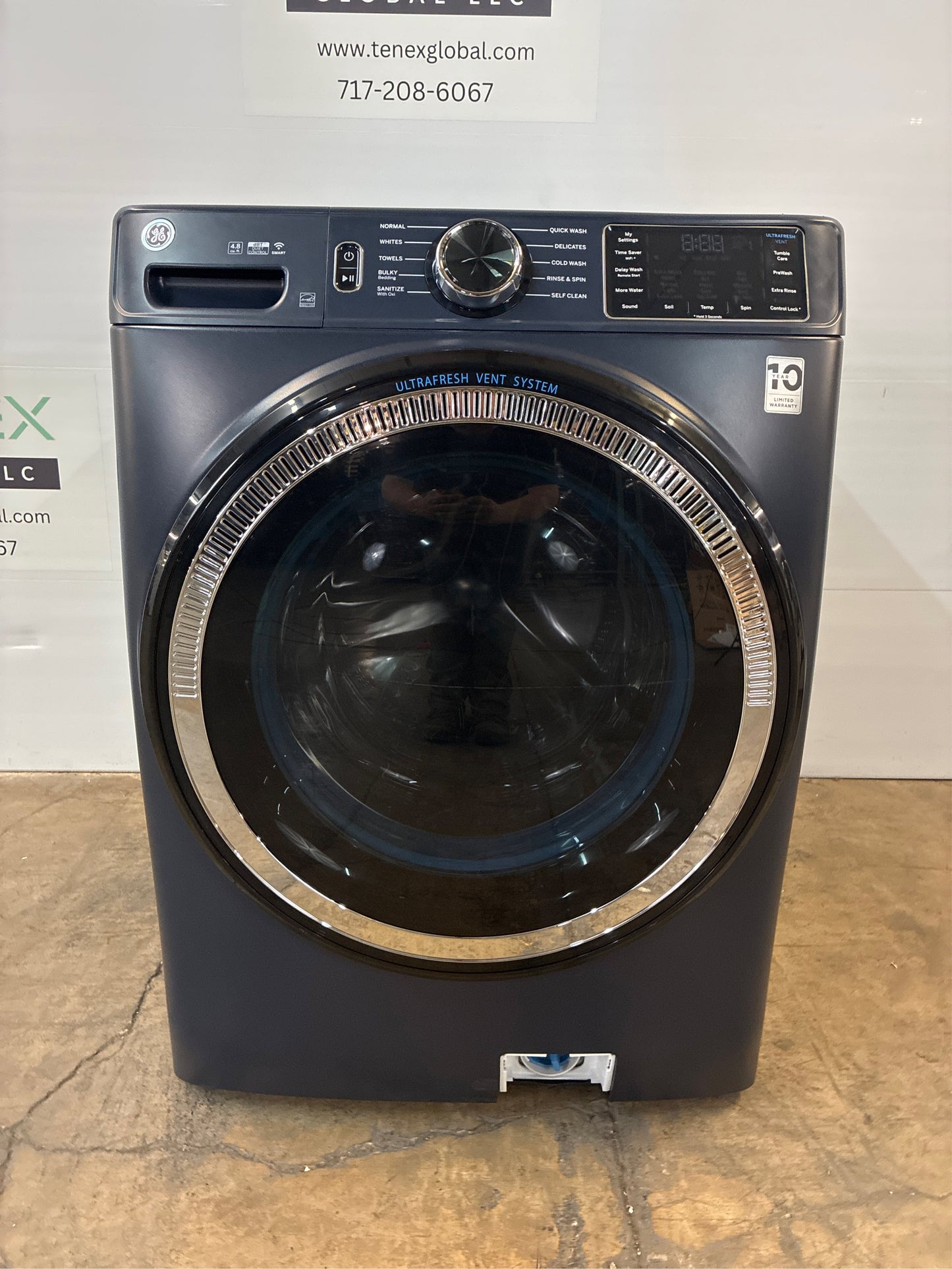 GE UltraFresh Vent 4.8-cu ft Stackable Washer