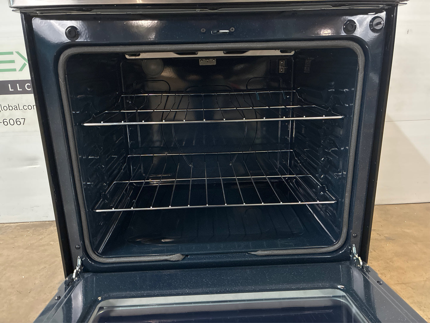 Samsung 6.3 cu.ft. 5 Burner Electric Range