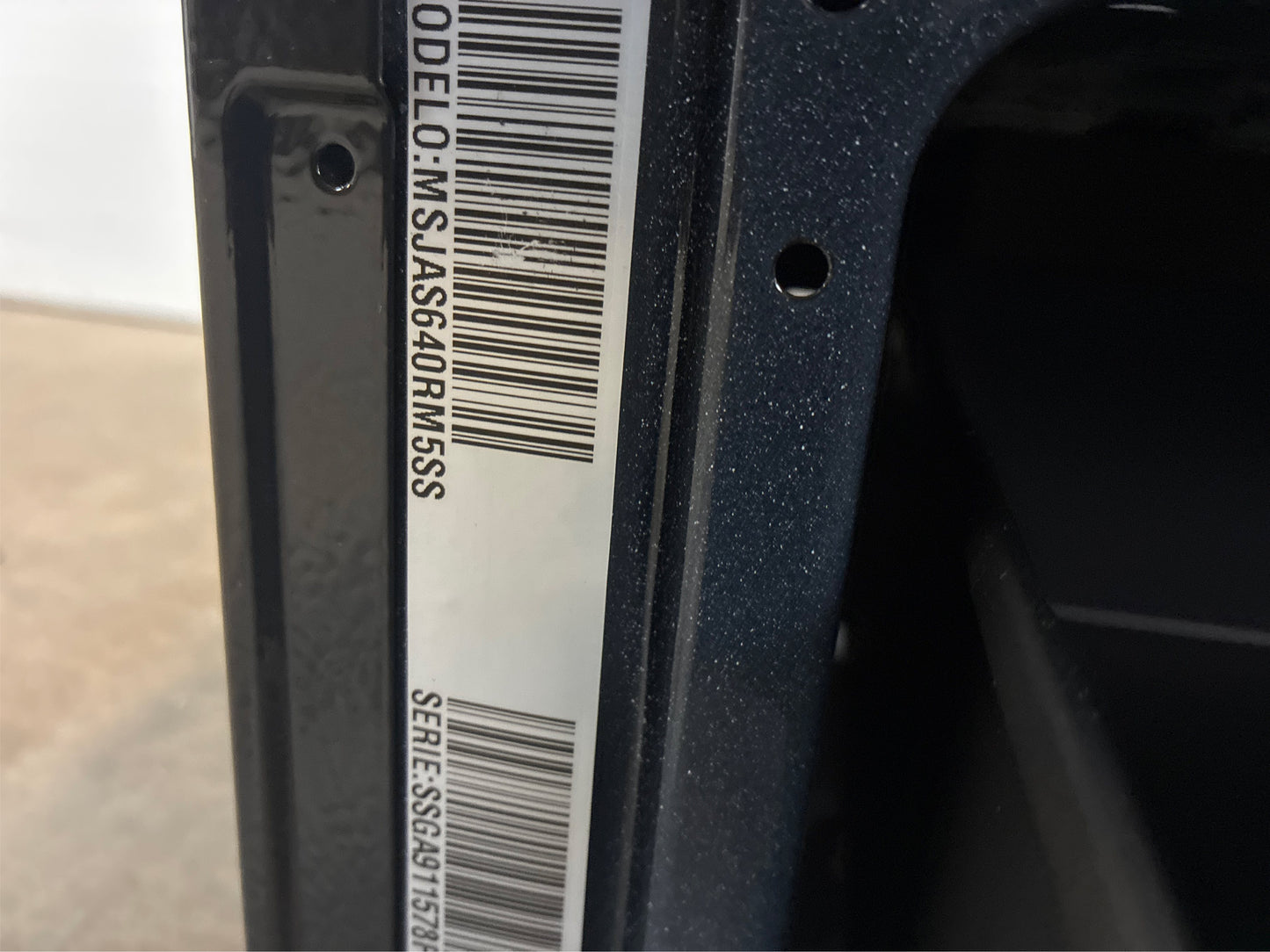 GE 24-in Glass Top Electric Range