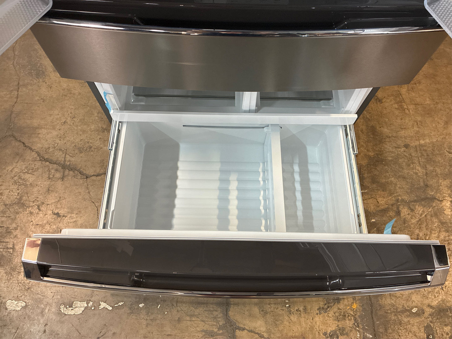 36in 26.3cf 4-Door French Door Refrigerator SS