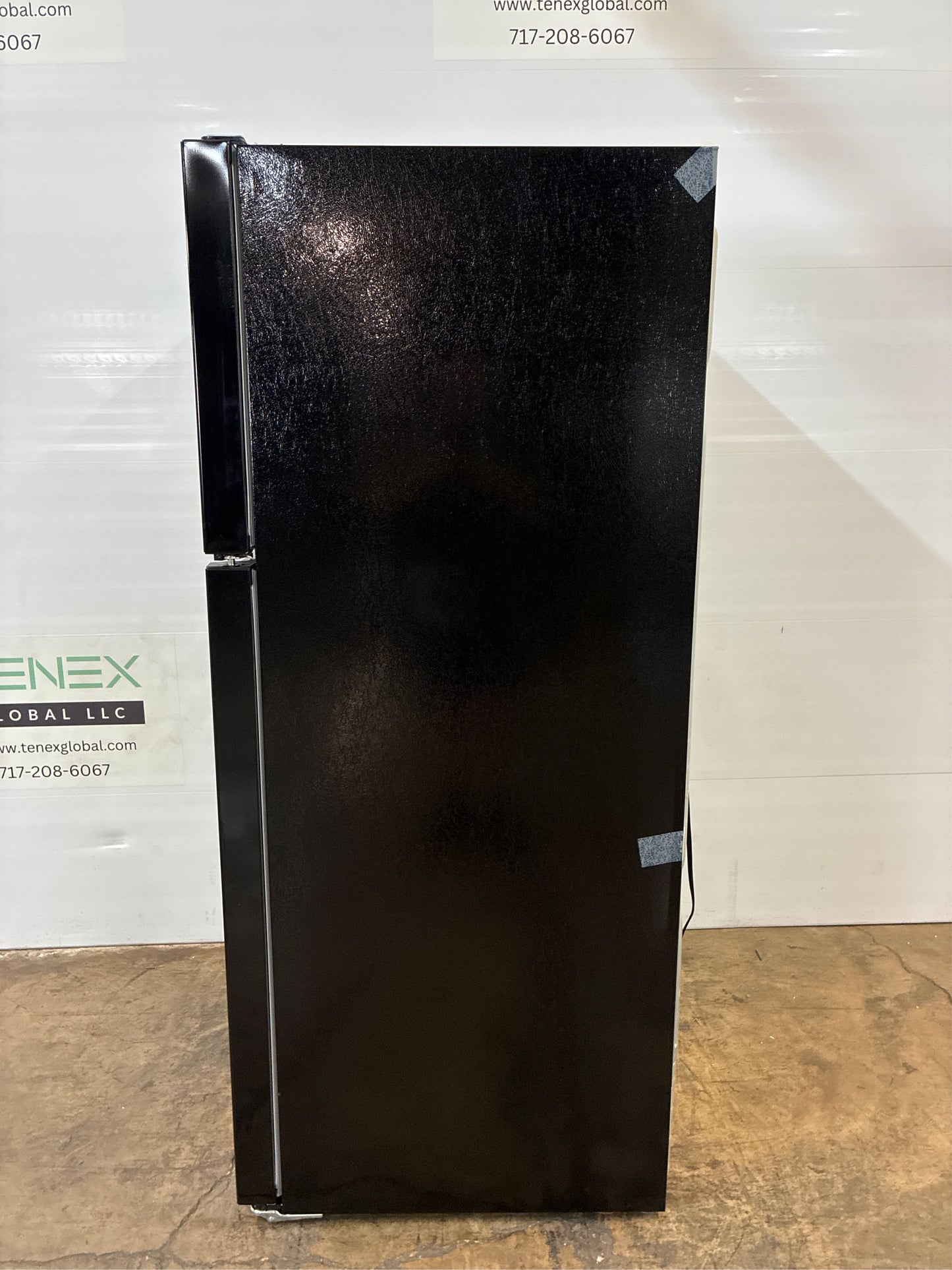 Frigidaire 30 in. 18.3 cu. ft. Top Freezer Refrigerator