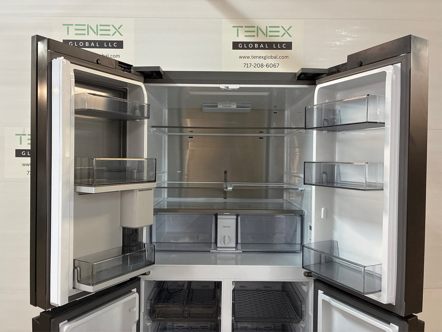 Samsung Bespoke 4-Door Flex Refrigerator with Beverage Center