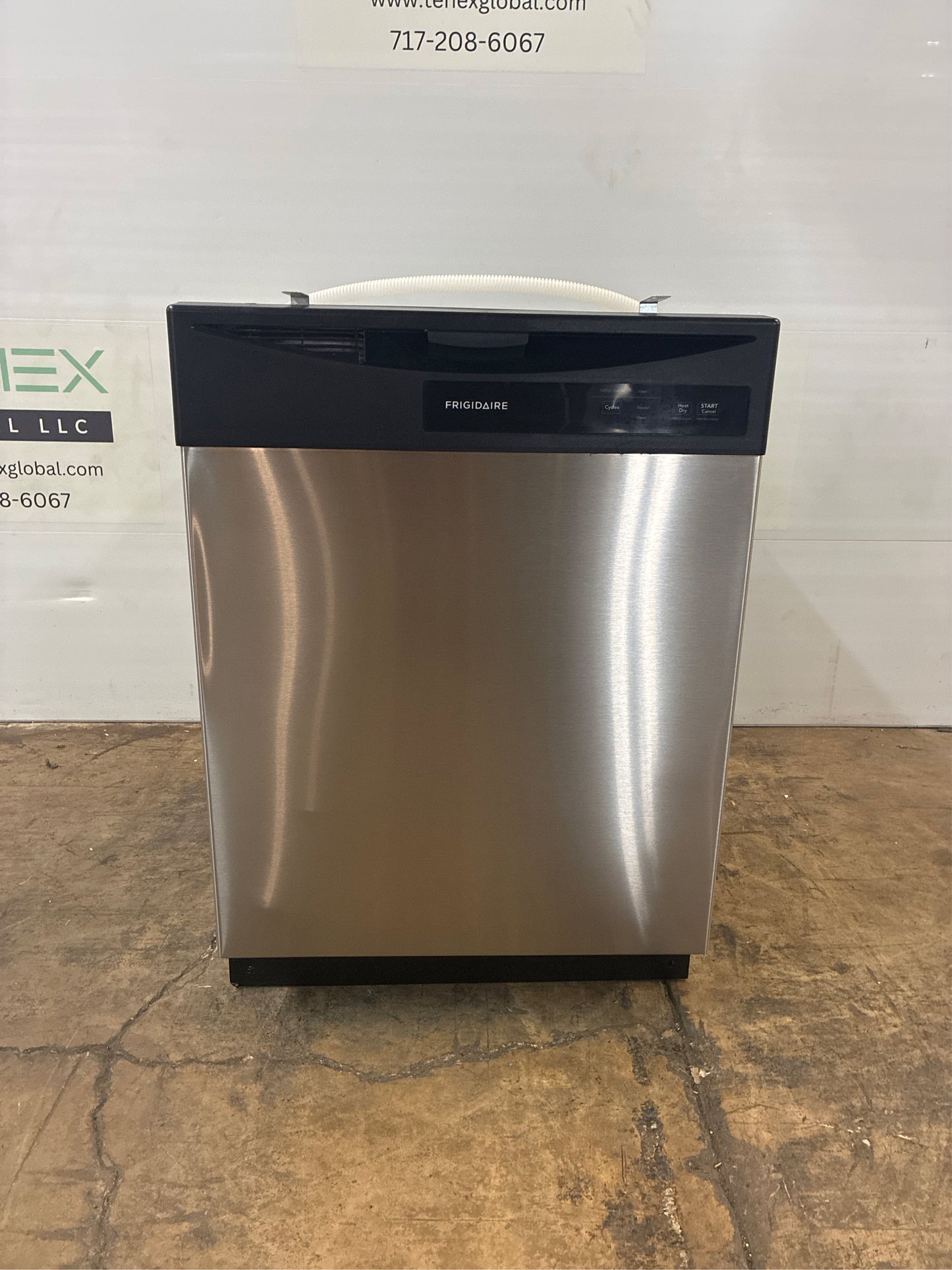 Frigidaire 24" SS Front Control Smart Dishwasher