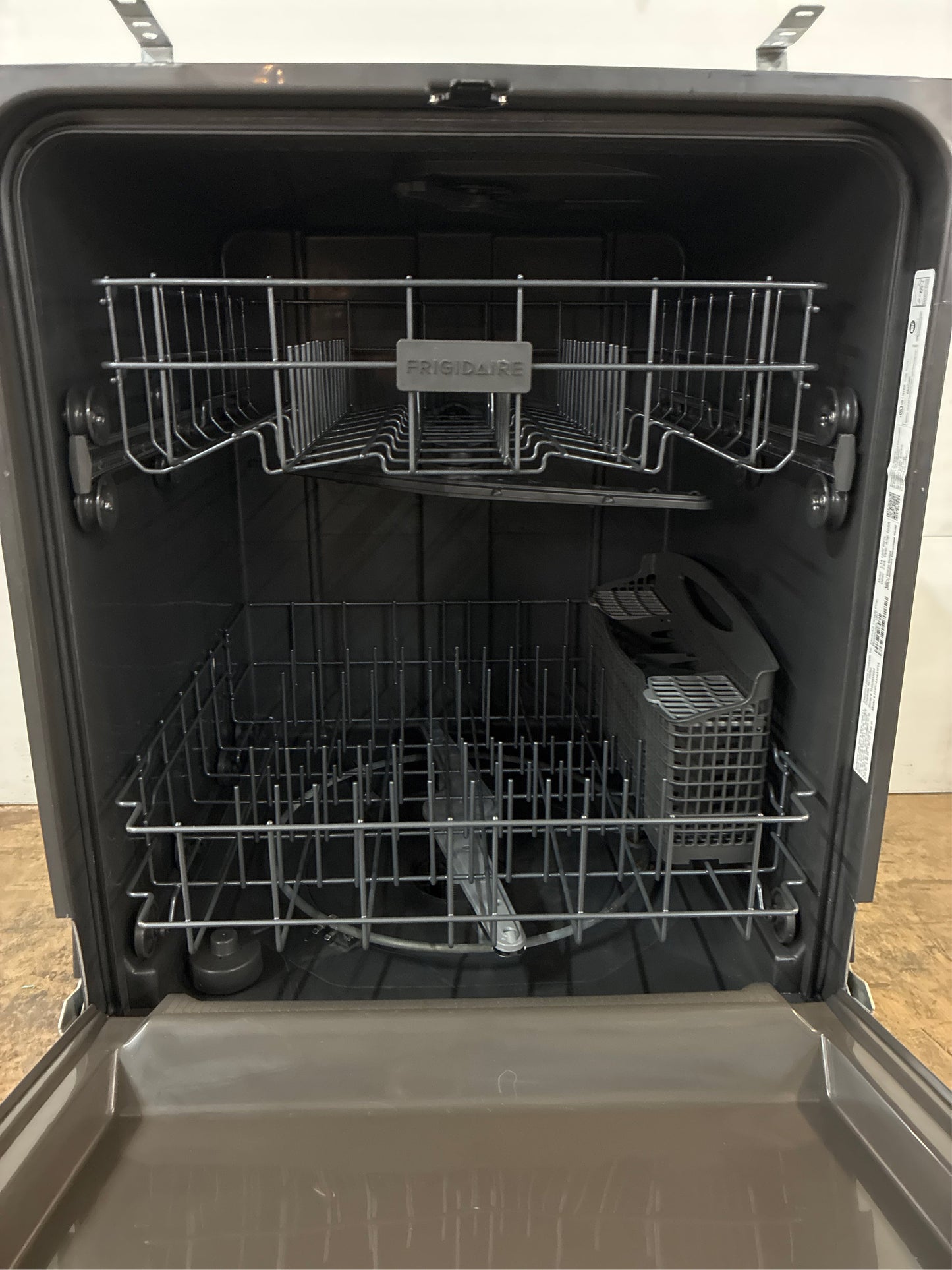Frigidaire 24 in Built-In Dishwasher with 4-Cycles
