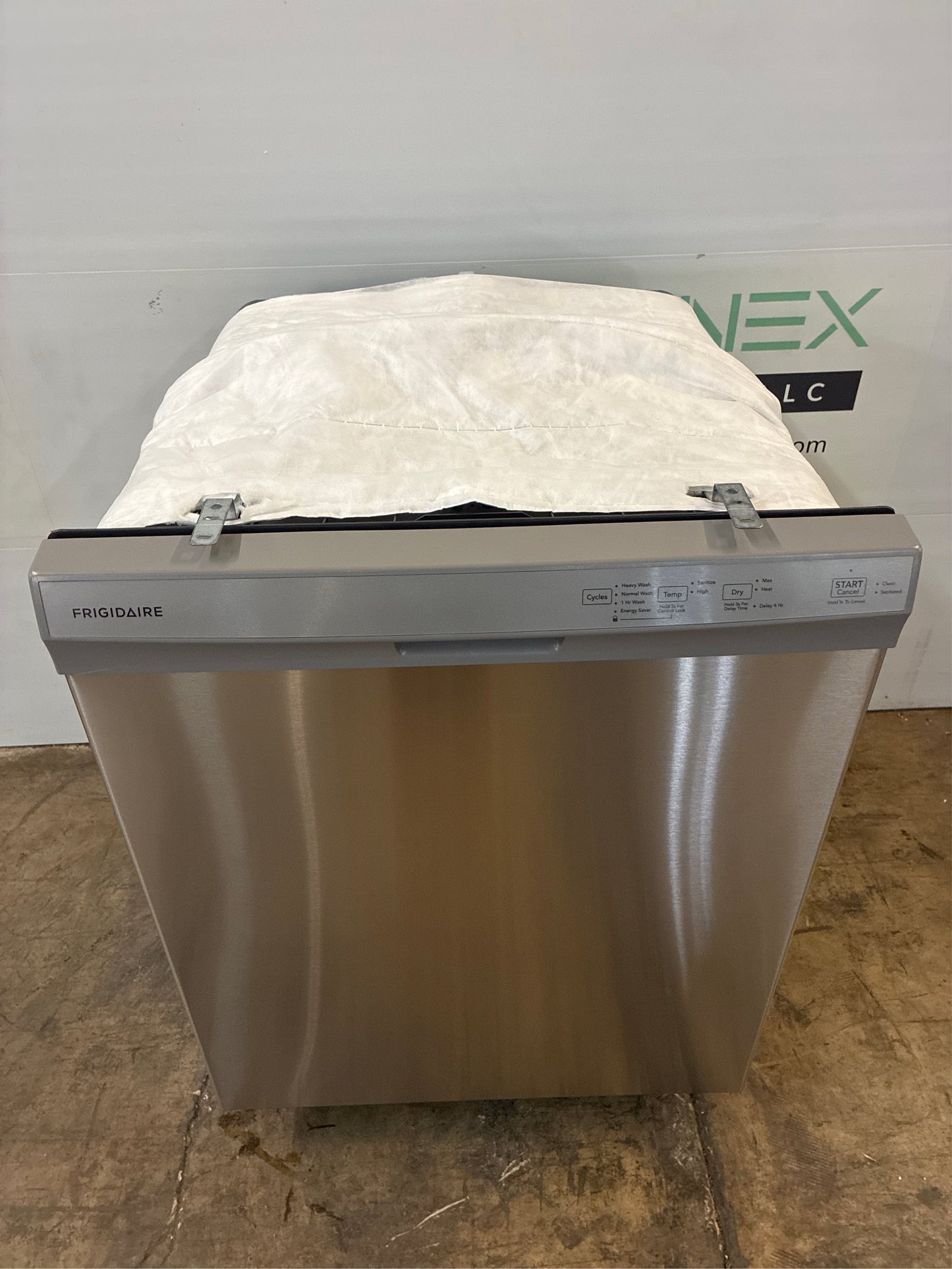 24in Built-In Tall Tub Dishwasher