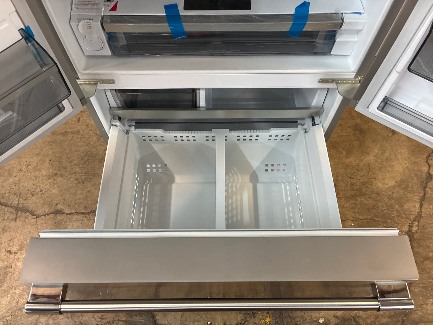 Frigidaire 27.8-cu ft French Door Refrigerator