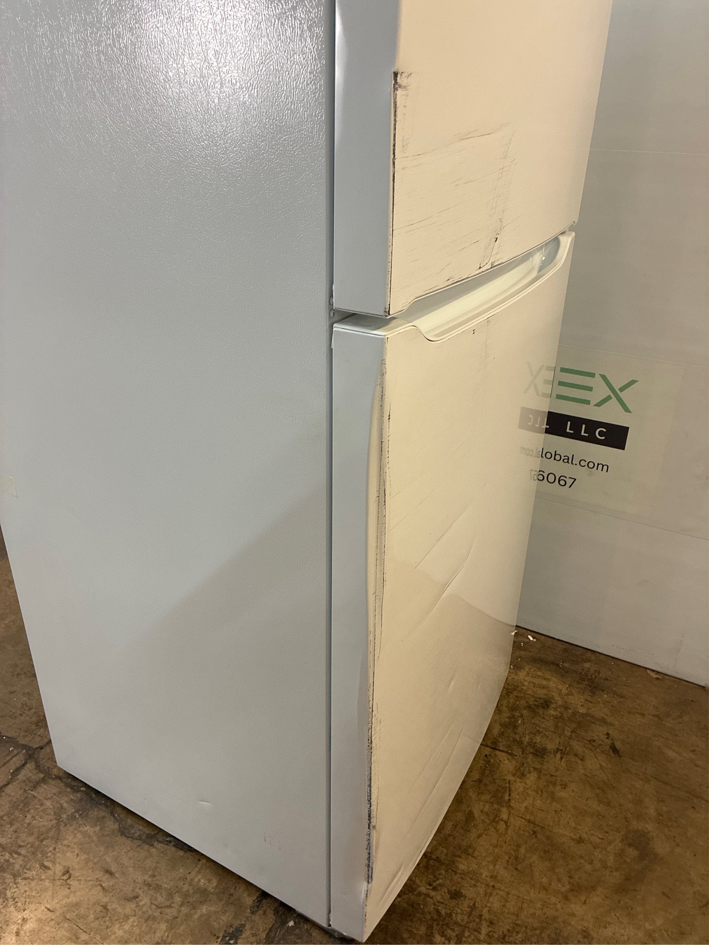 Frigidaire 29.6 in. 20 cu. ft. Top Freezer Fridge, White