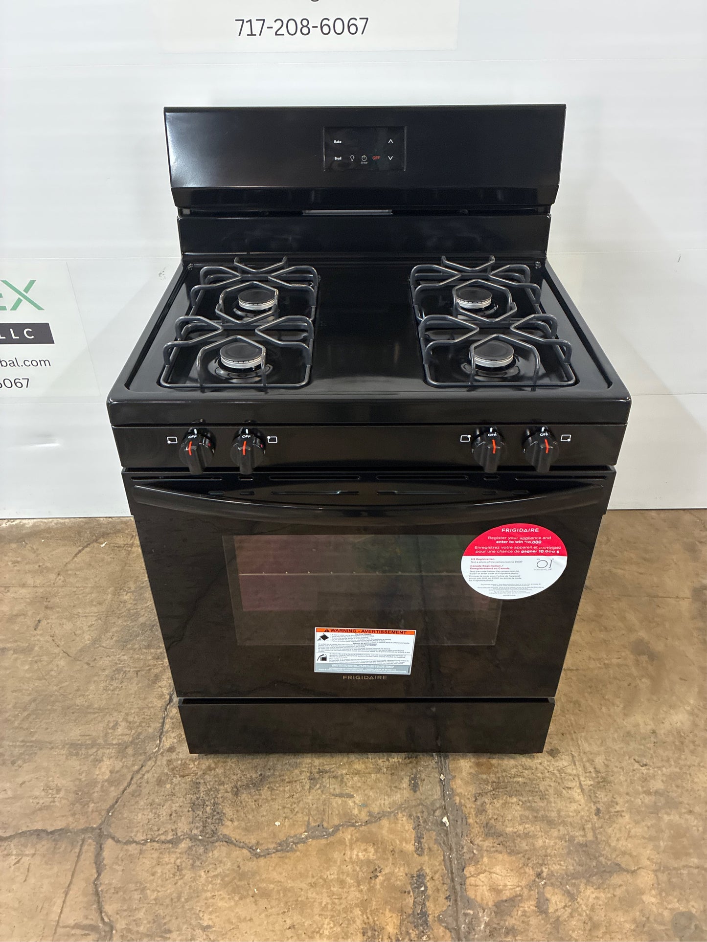 Frigidaire 30" 5.1-cu ft Gas Range (Black)