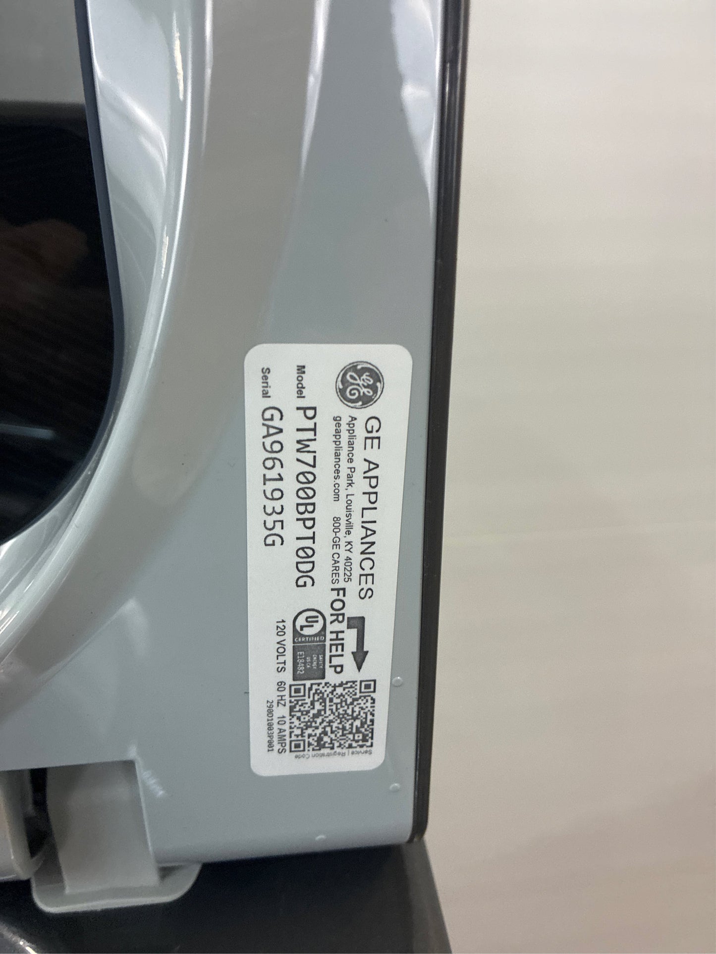 GE Profile 5.4-cu ft Smart Washer Gray