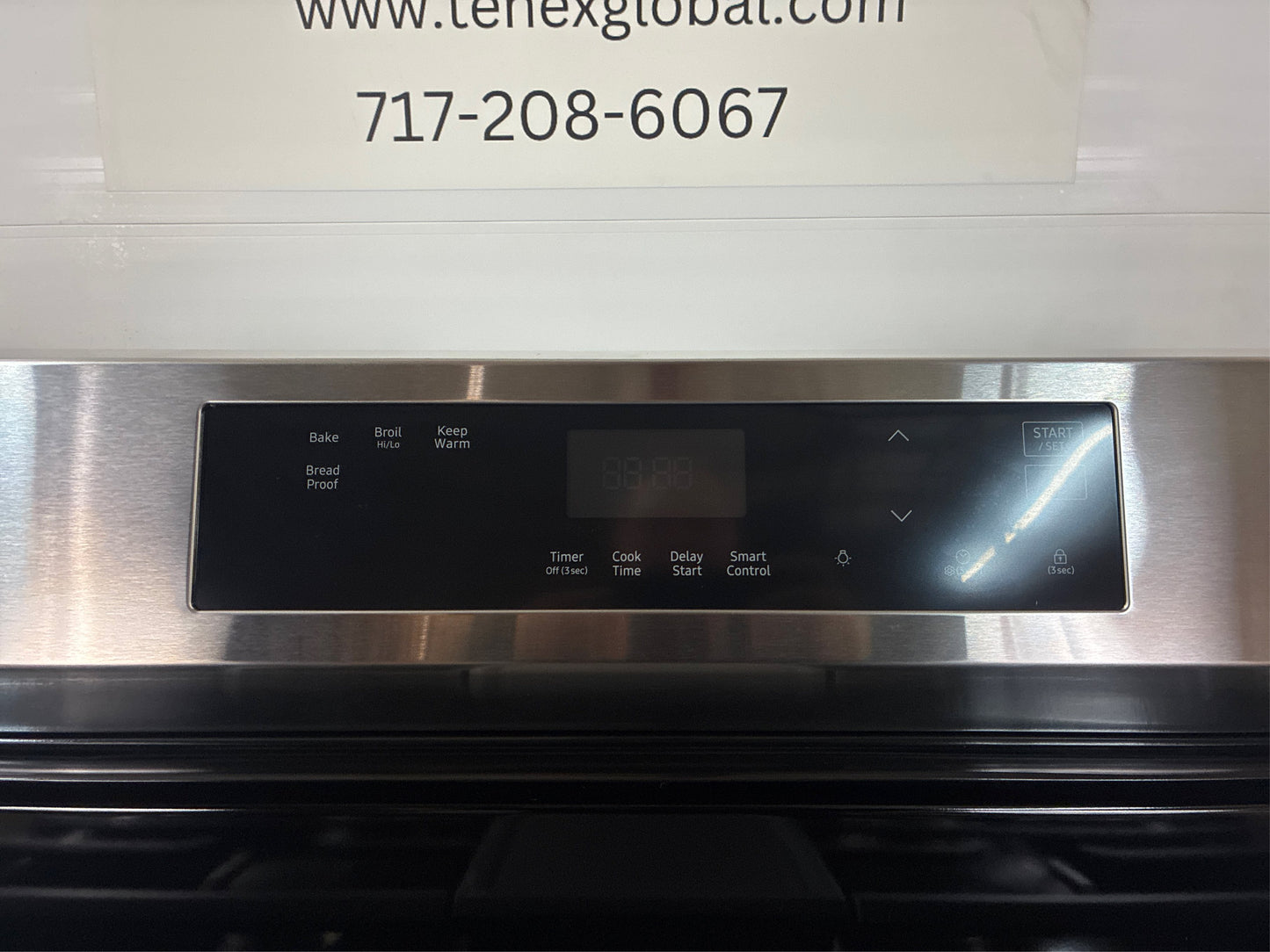 Samsung 6.0 cu. ft. Gas Range with Griddle