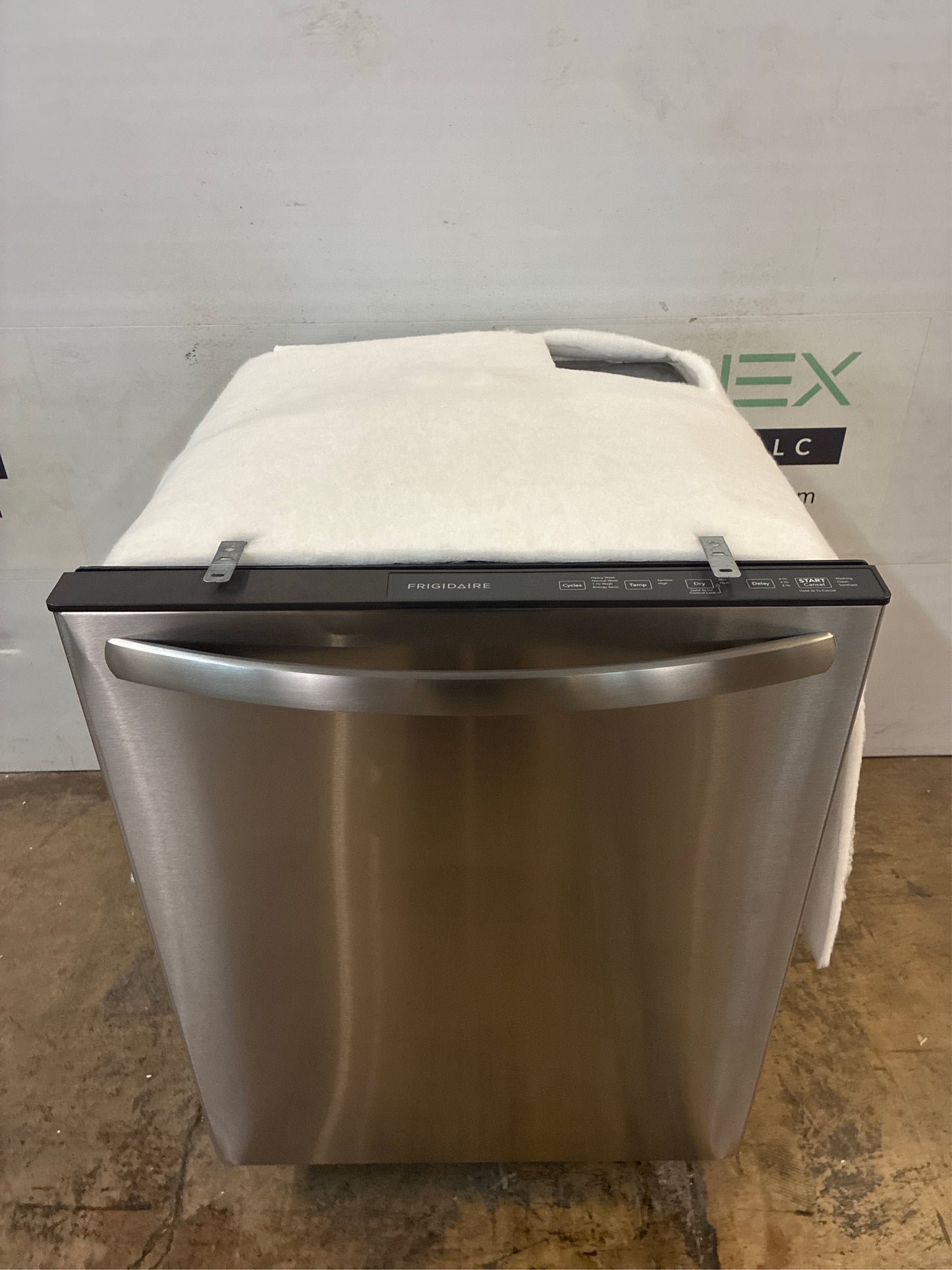 Frigidaire 24, Top-Control Dishwasher