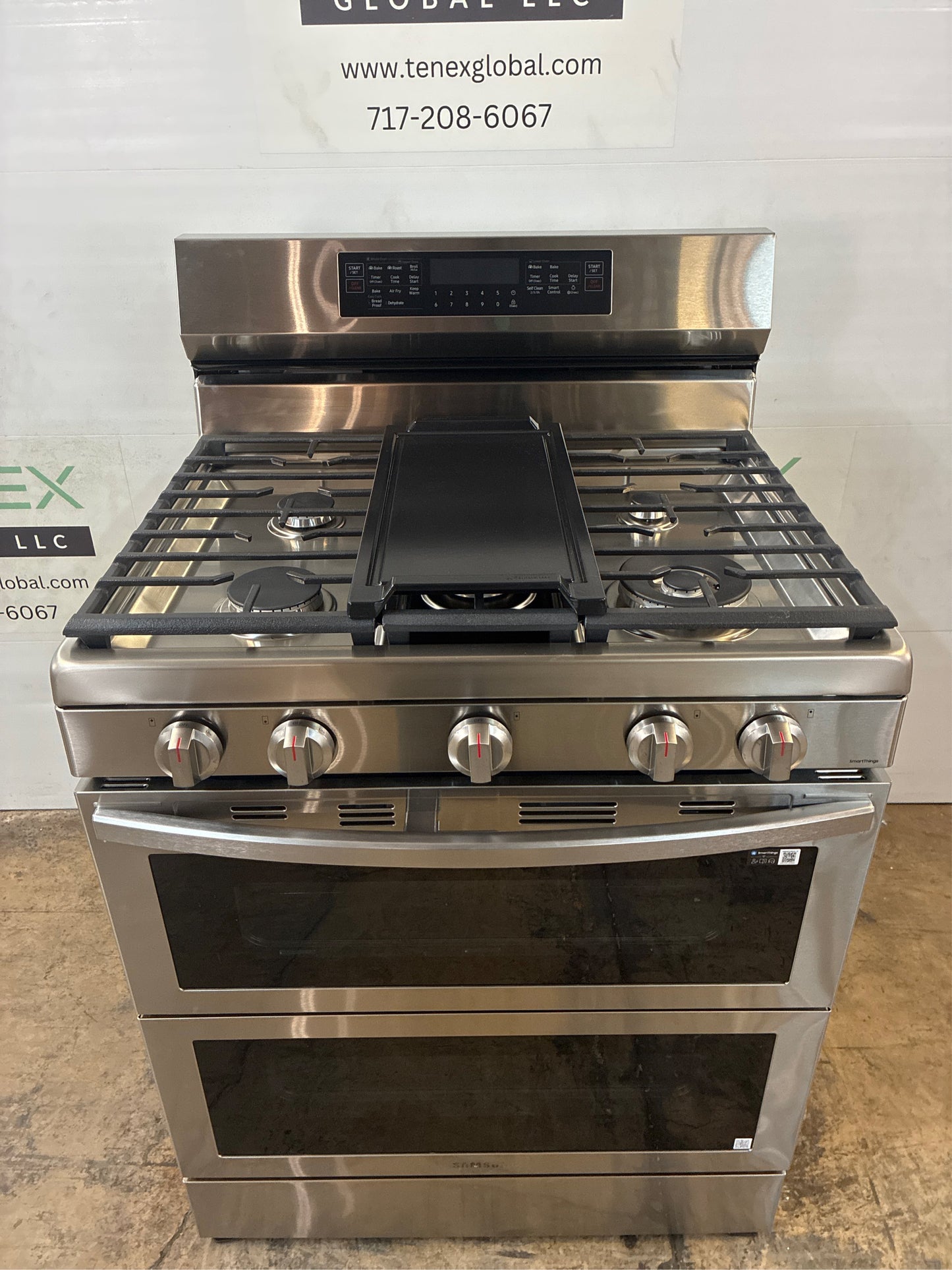 Samsung 6 cu ft 30" Gas Range with Air Fry