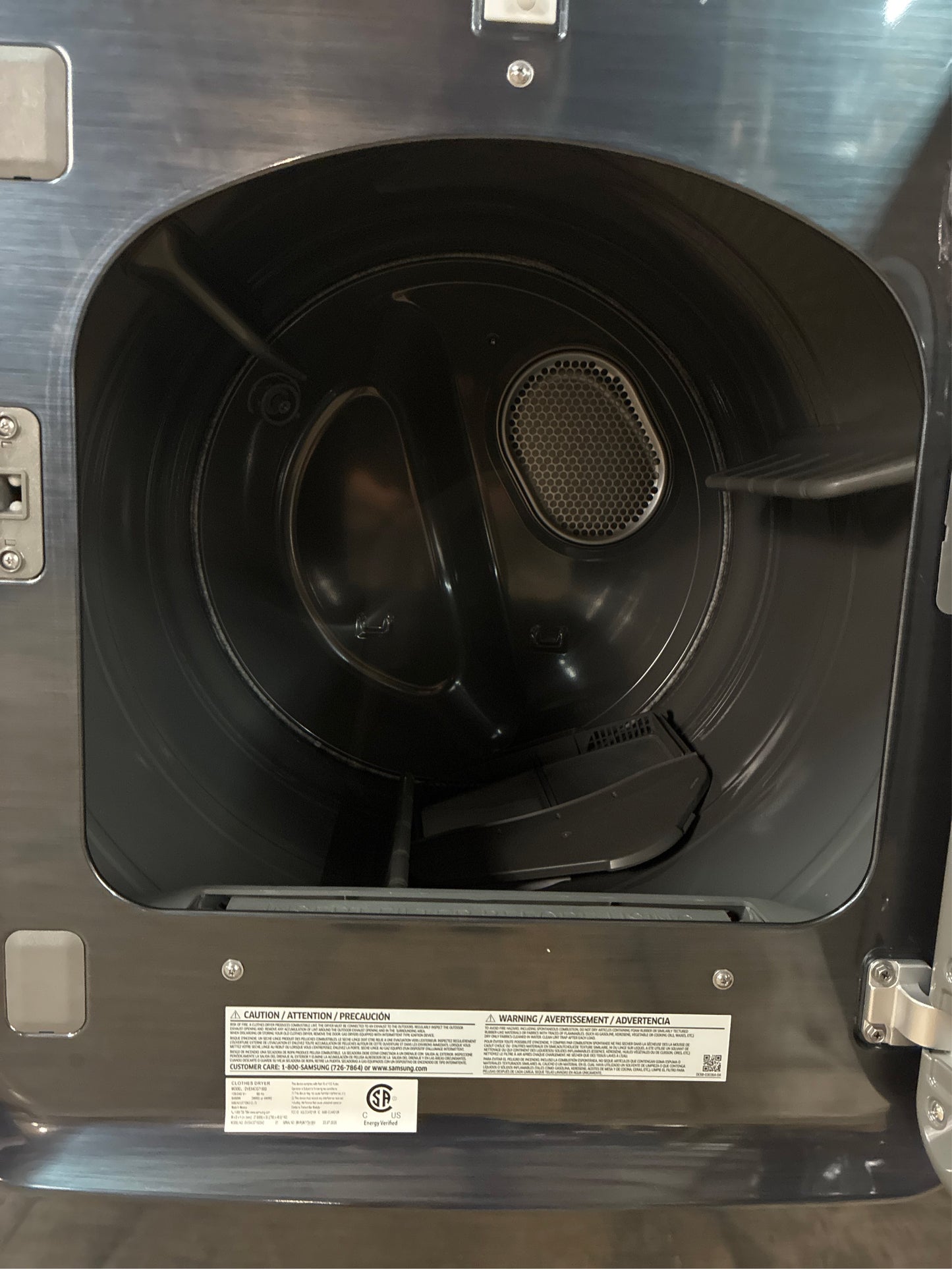 Samsung Smart Vented Electric Dryer with Steam
