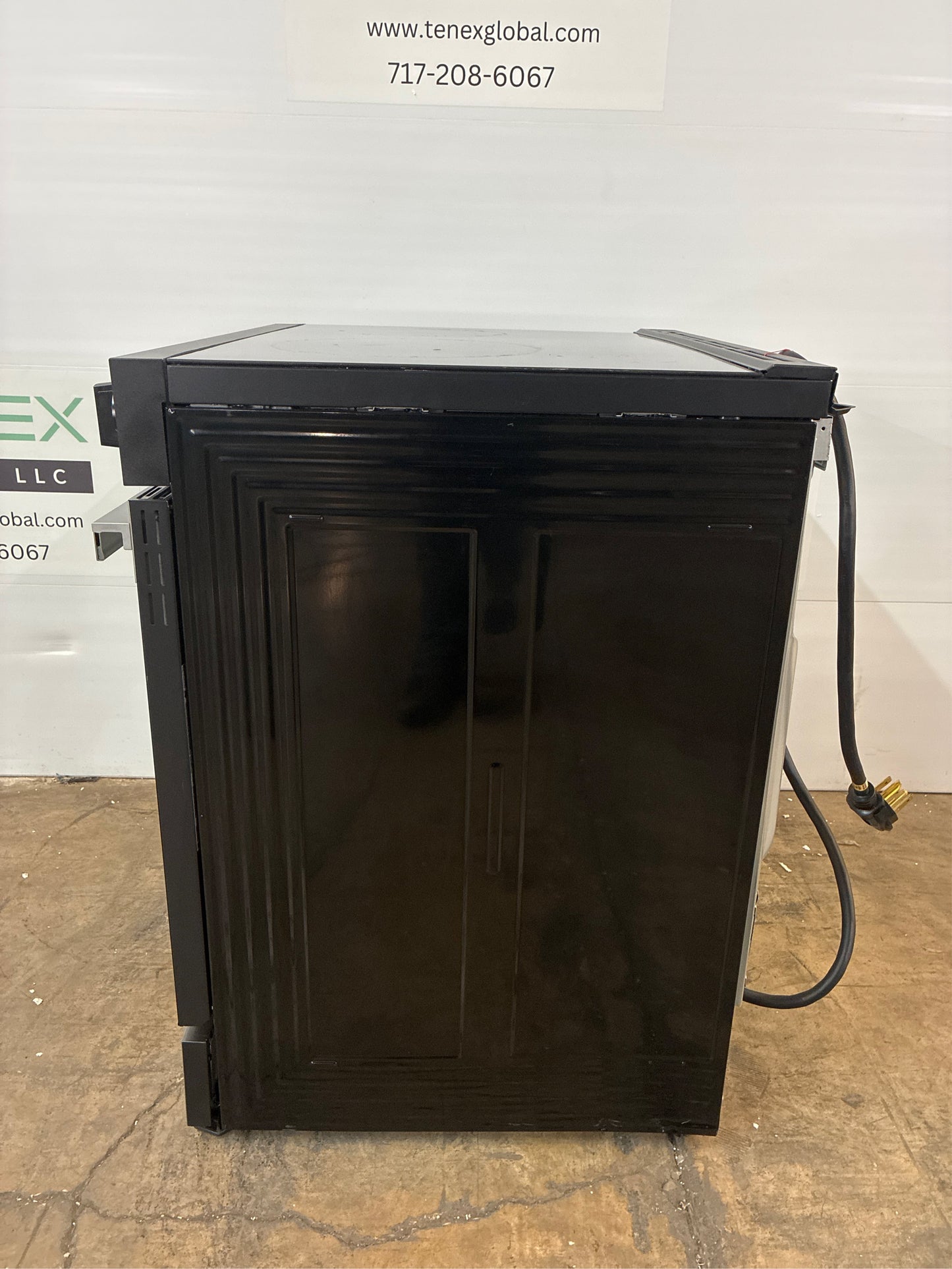 Samsung 30" 6.3 cu.ft. Smart Electric Range