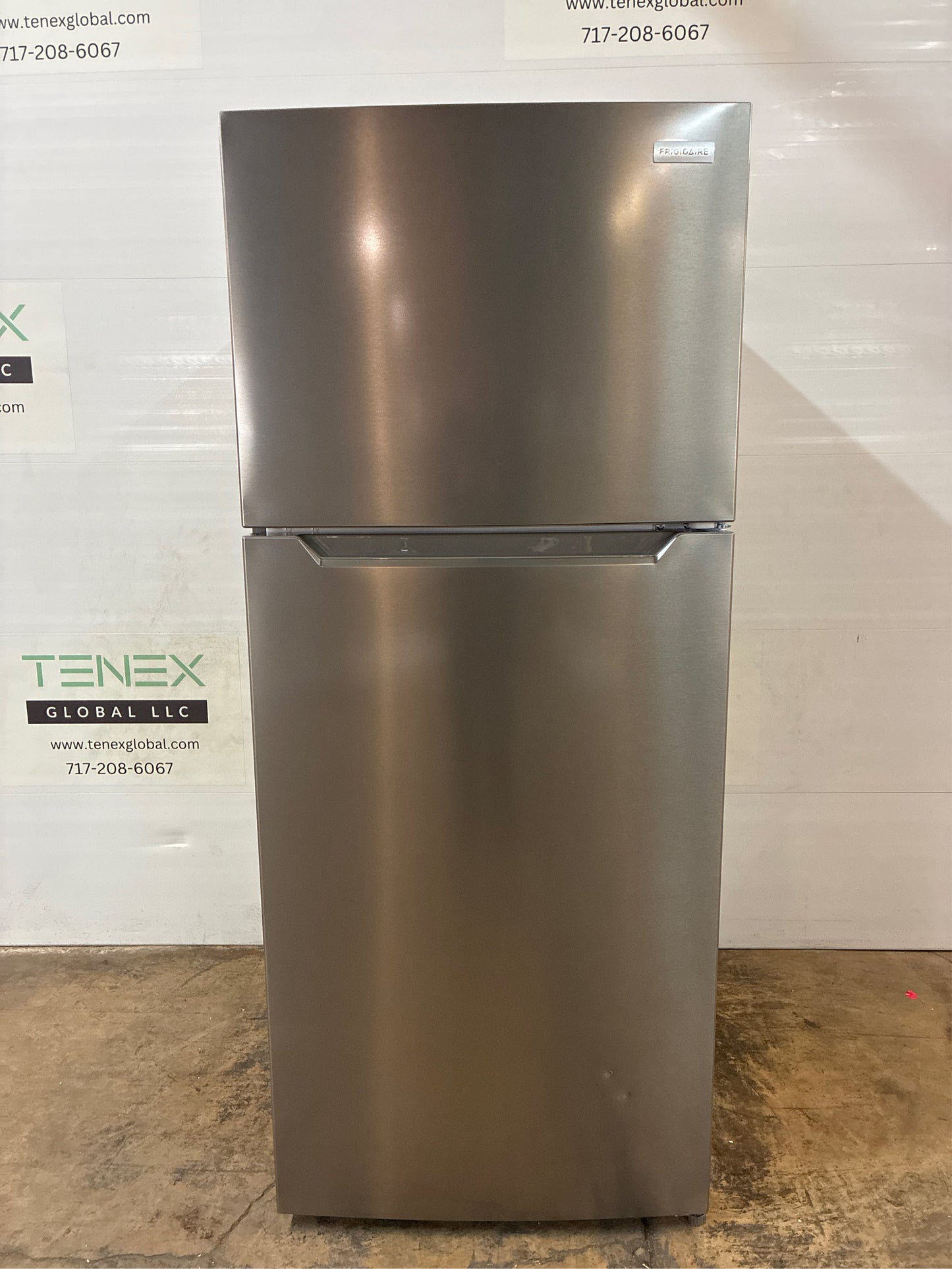 Frigidaire 17.6 cu. ft. Top Freezer Refrigerator