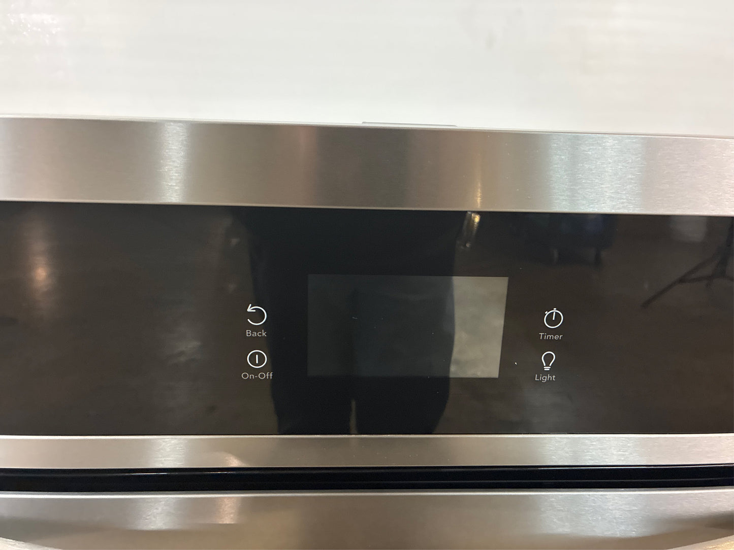 Frigidaire Gallery 24” Gas Wall Oven w/ Air Fry