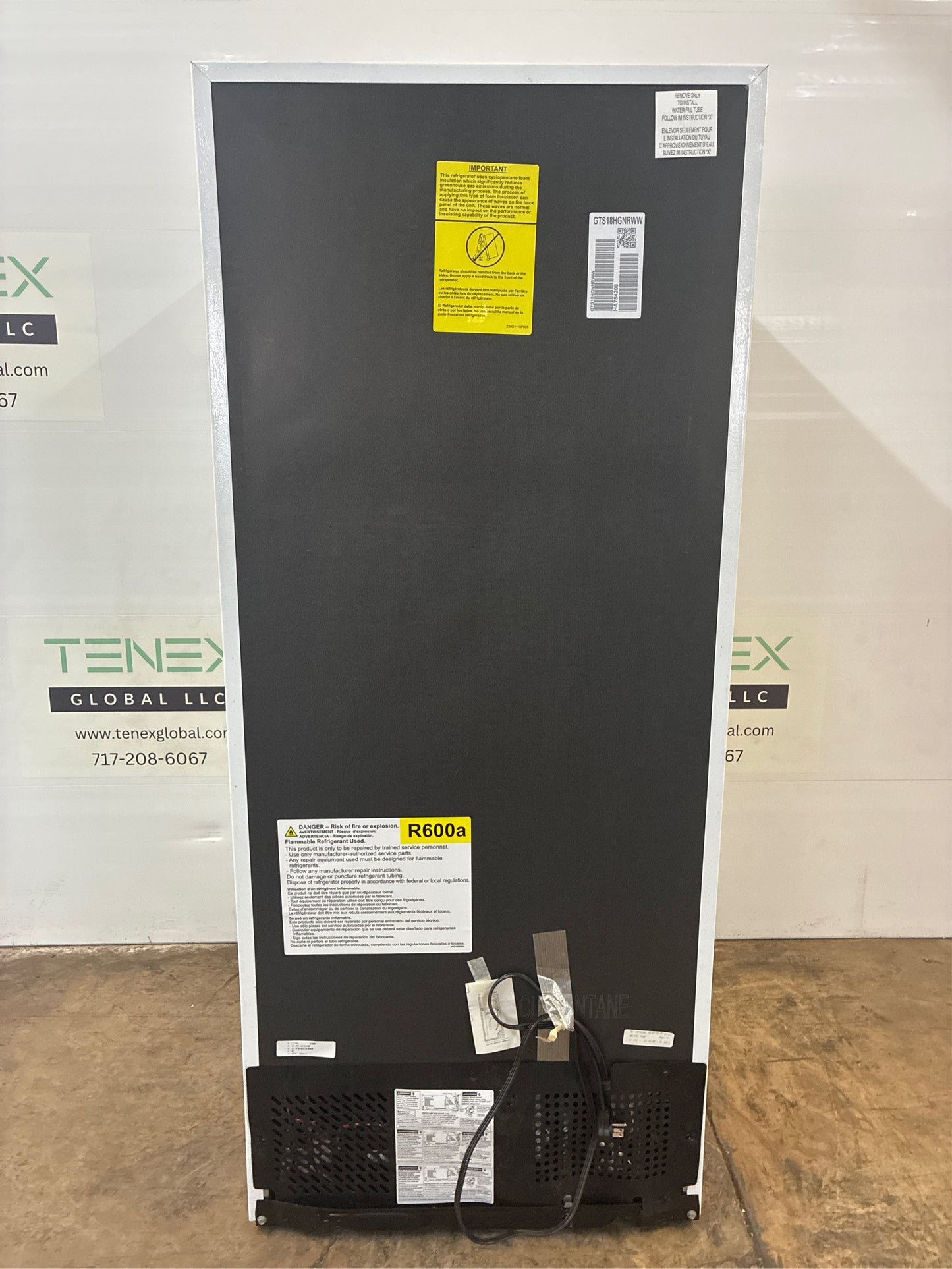 GE 17.5-cu ft Top-Freezer Refrigerator (White)