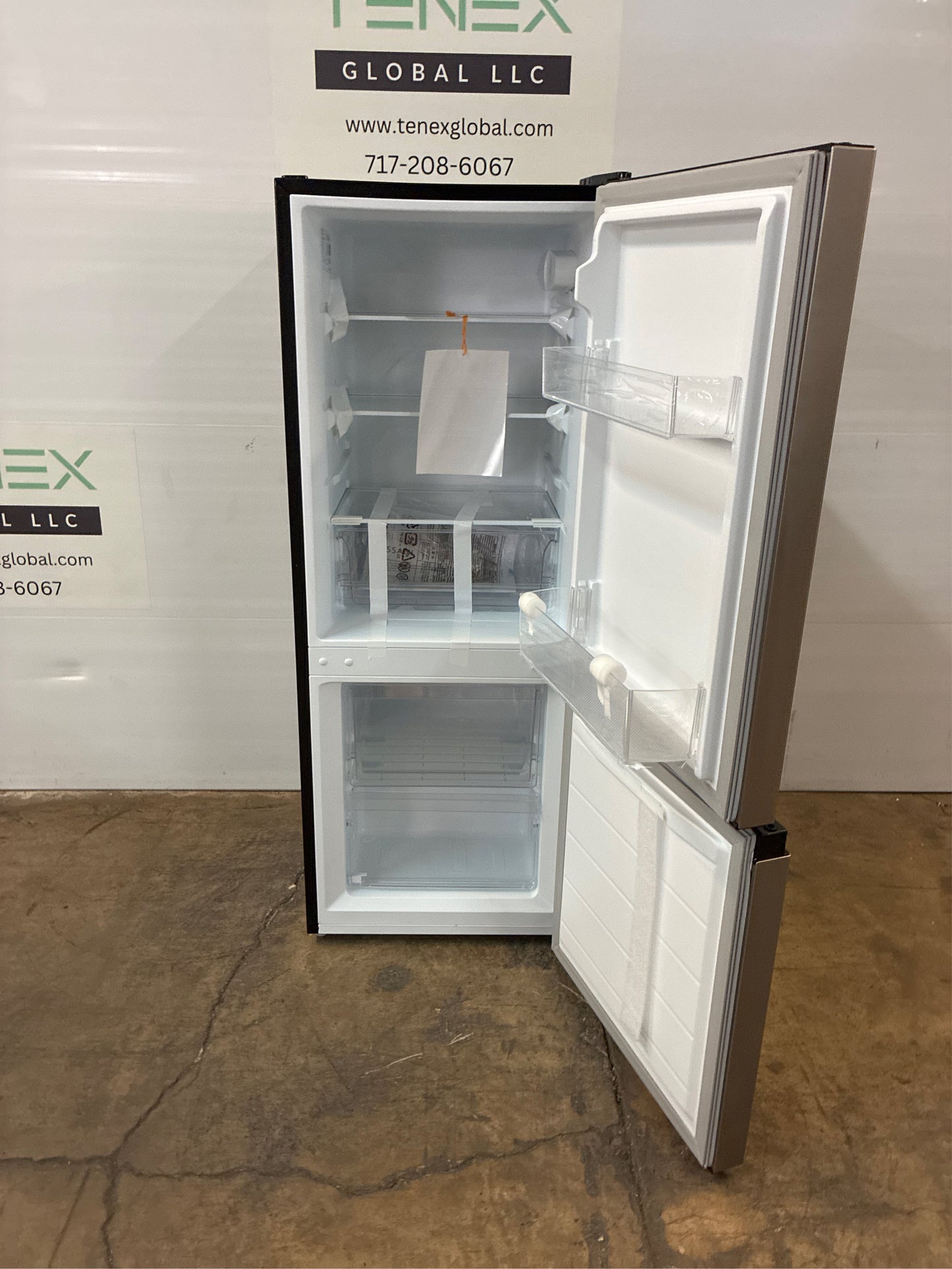 18.50 in. 4.7 cu.ft. Bottom Freezer Refrigerator