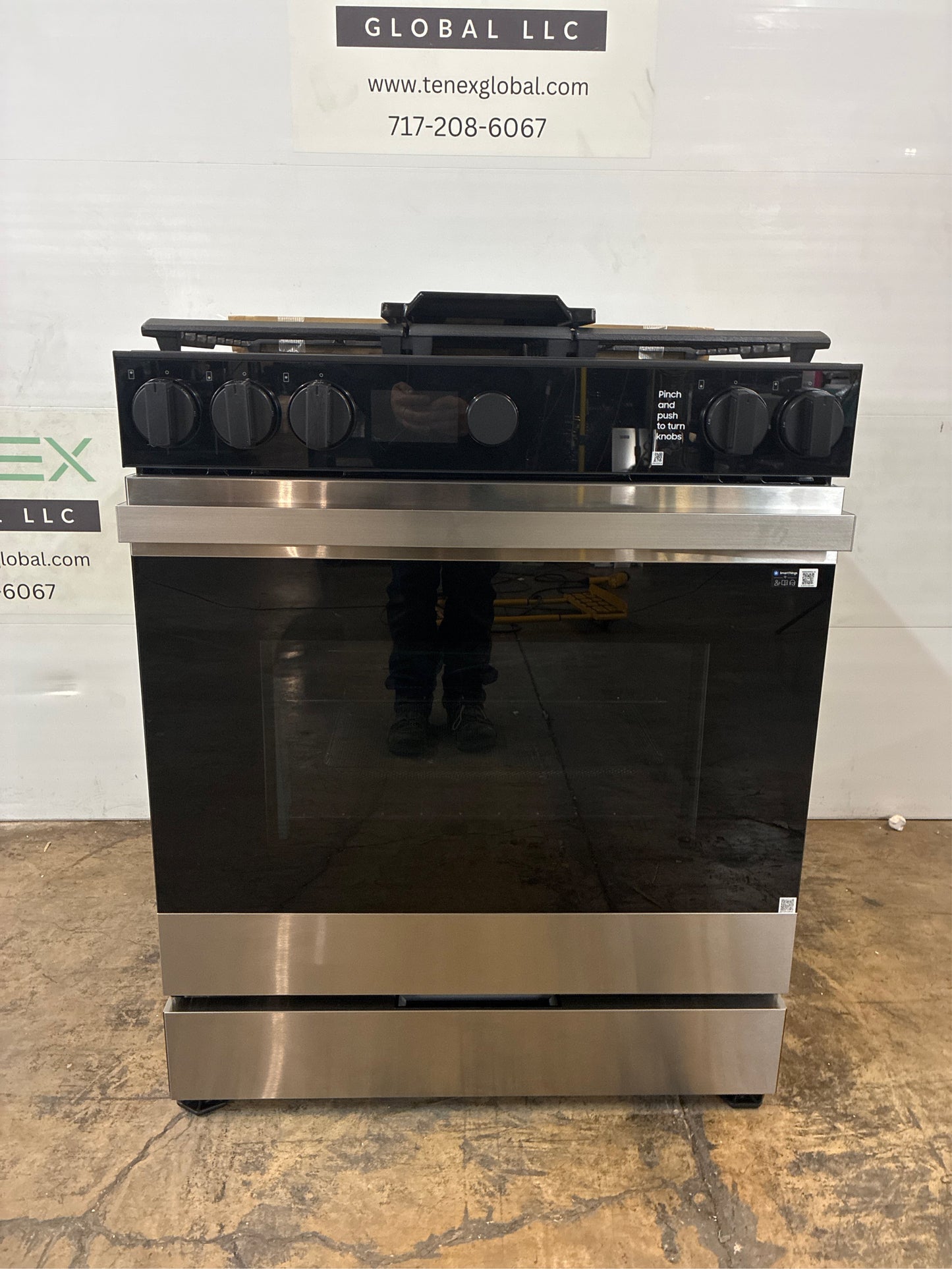 Samsung Bespoke 30" 6.0 cu ft 5-Burner Gas Range