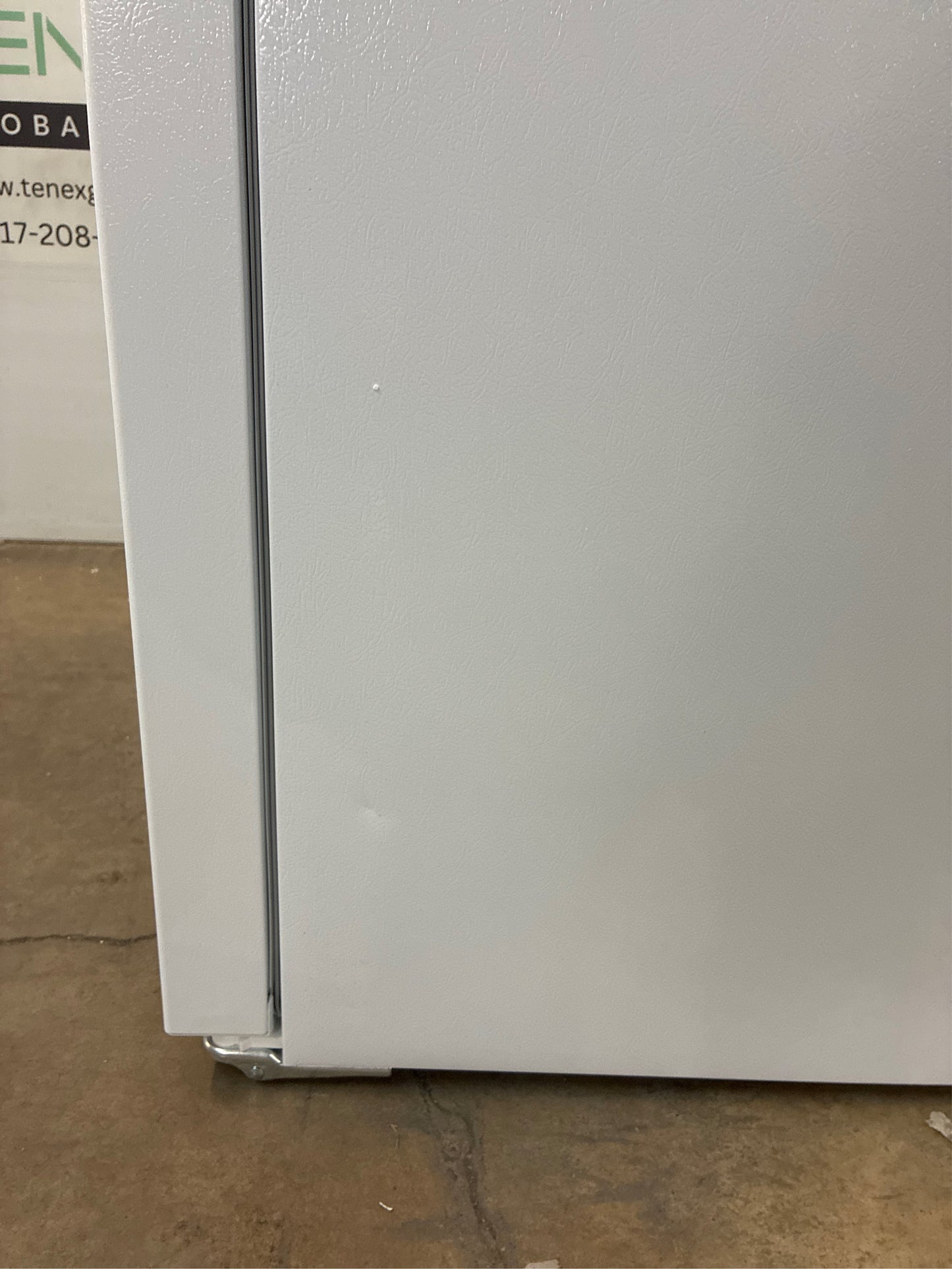 Frigidaire 18.2 cu. ft. Top Freezer/Refrigerator in White