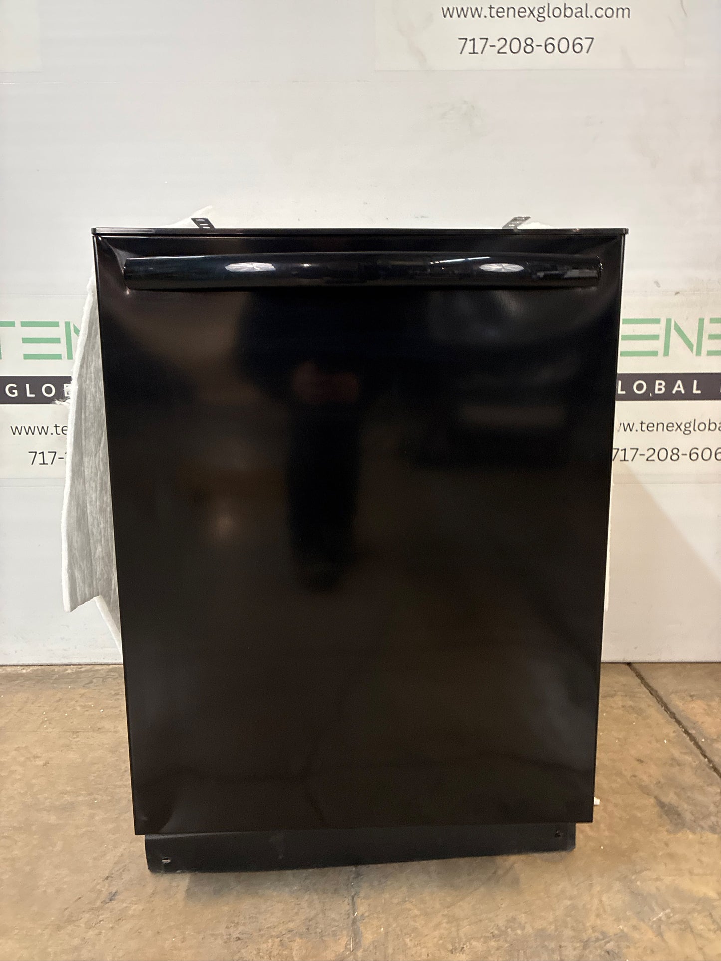 Frigidaire 24-in Top Control Dishwasher