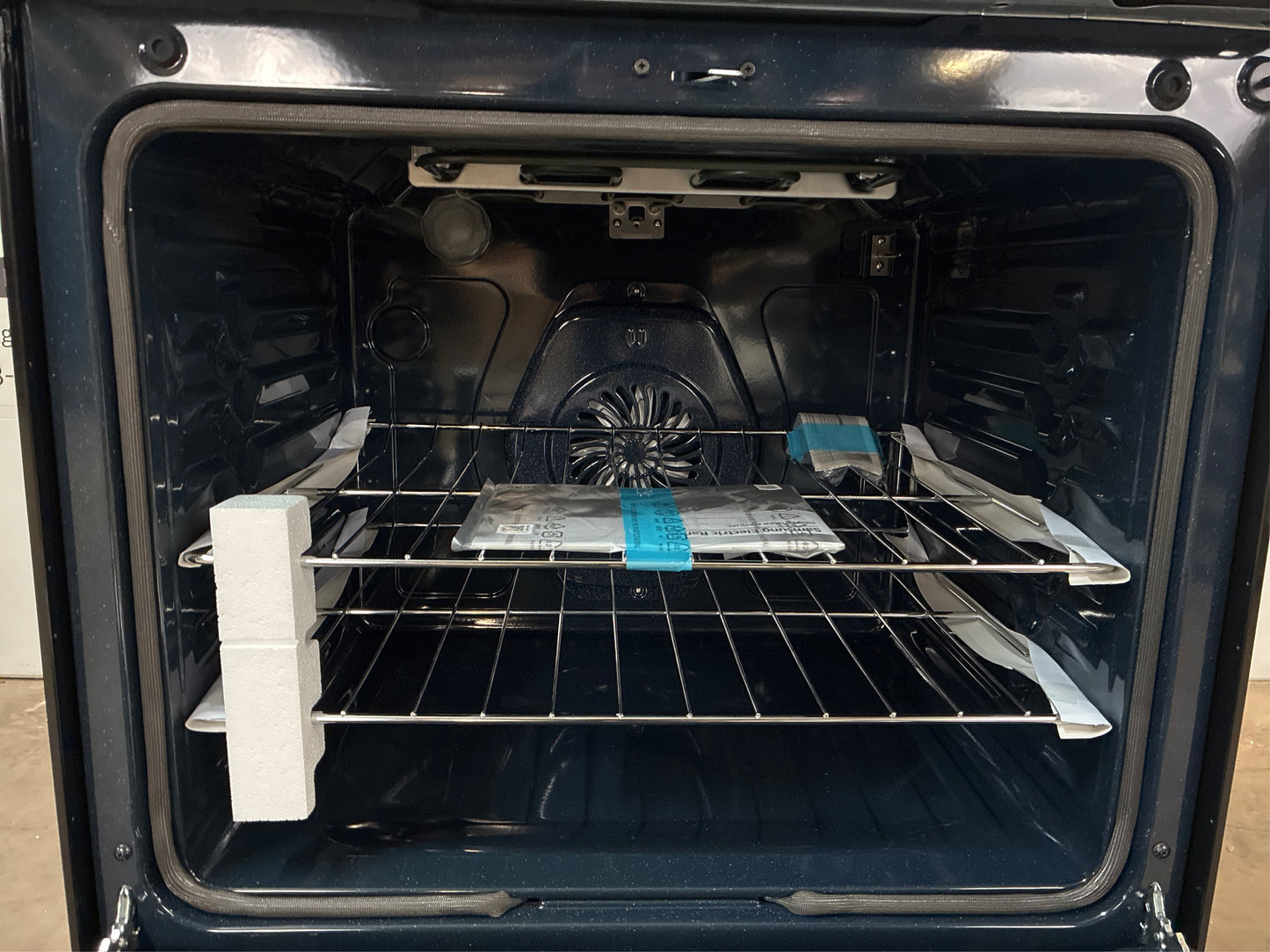 Samsung 6.3 cuft. 5 Burner Electric Range SS