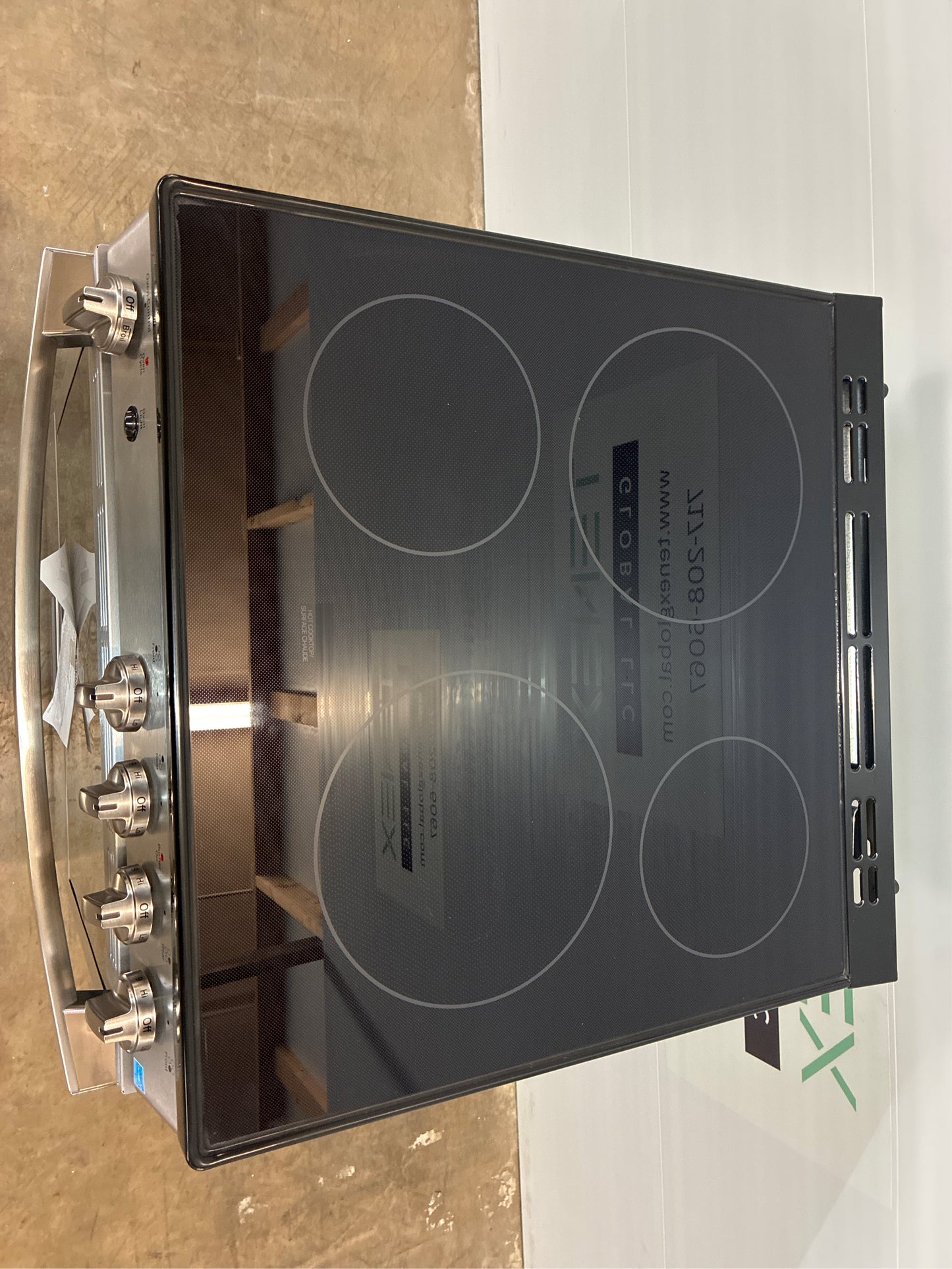 GE 24-in Glass Top Electric Range