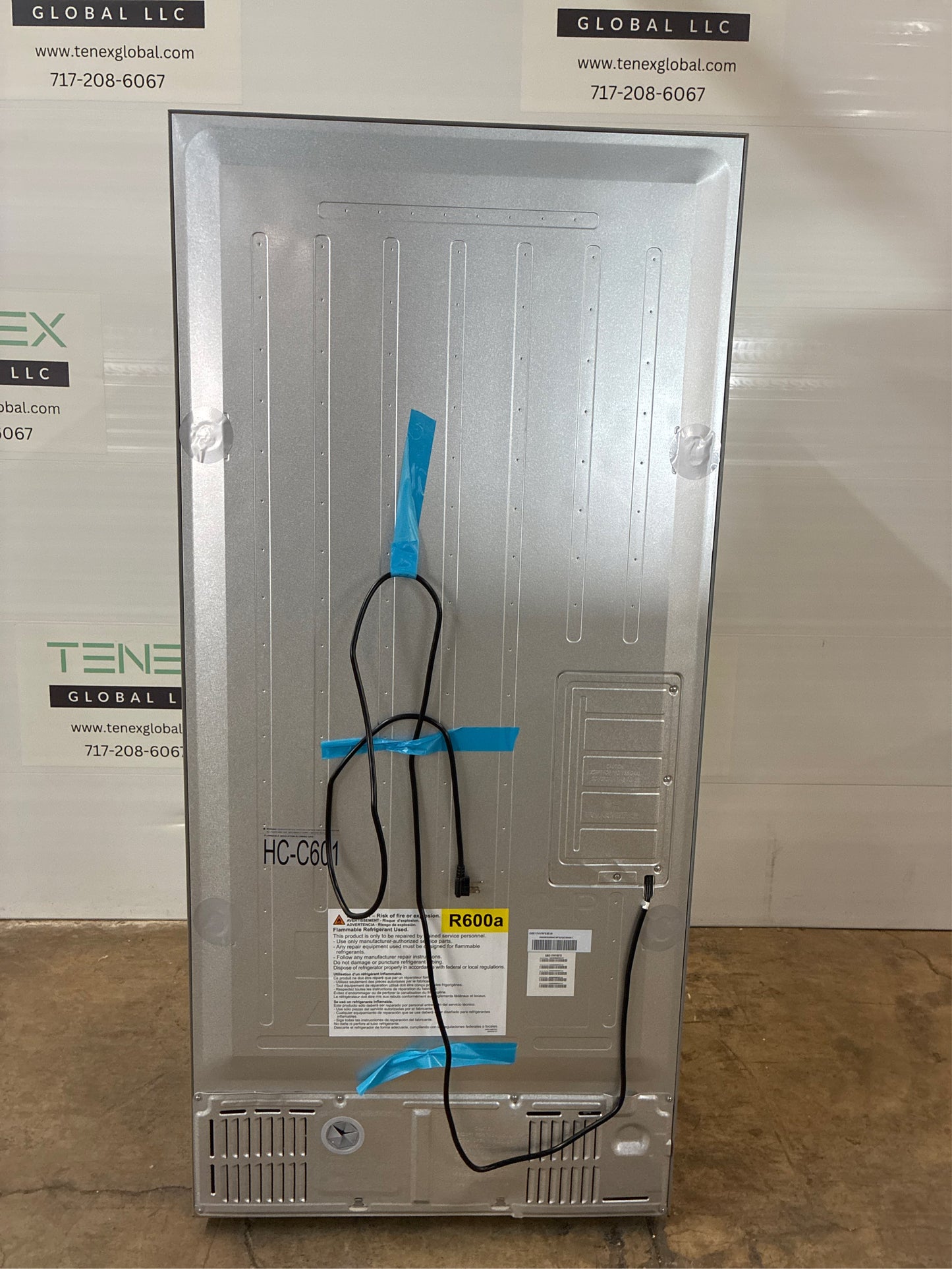 GE 17.7-cu ft Counter-depth Bottom-Freezer Fridge