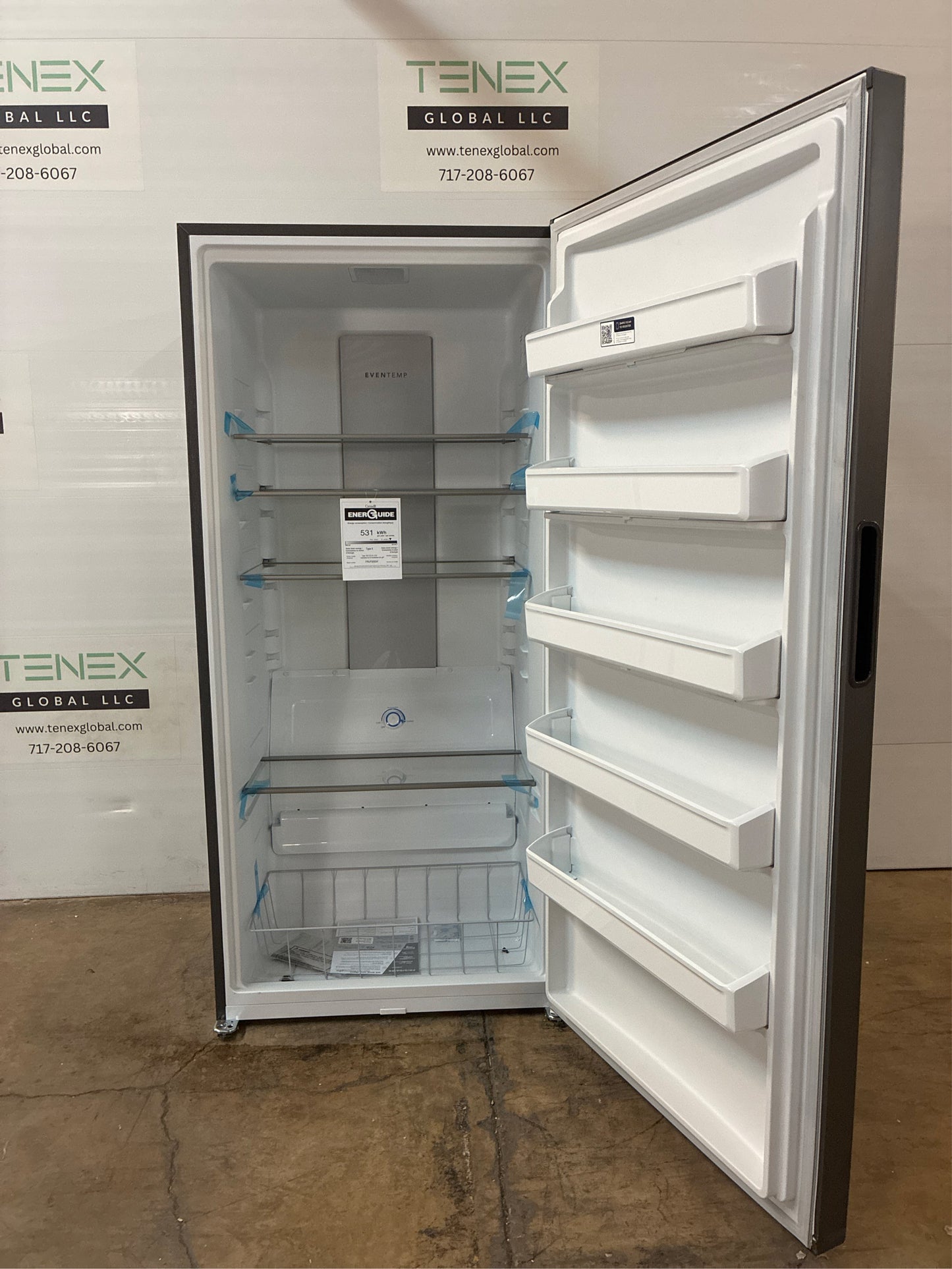 Frigidaire 32.6 in. Upright Freezer - 20 cu ft, Carbon