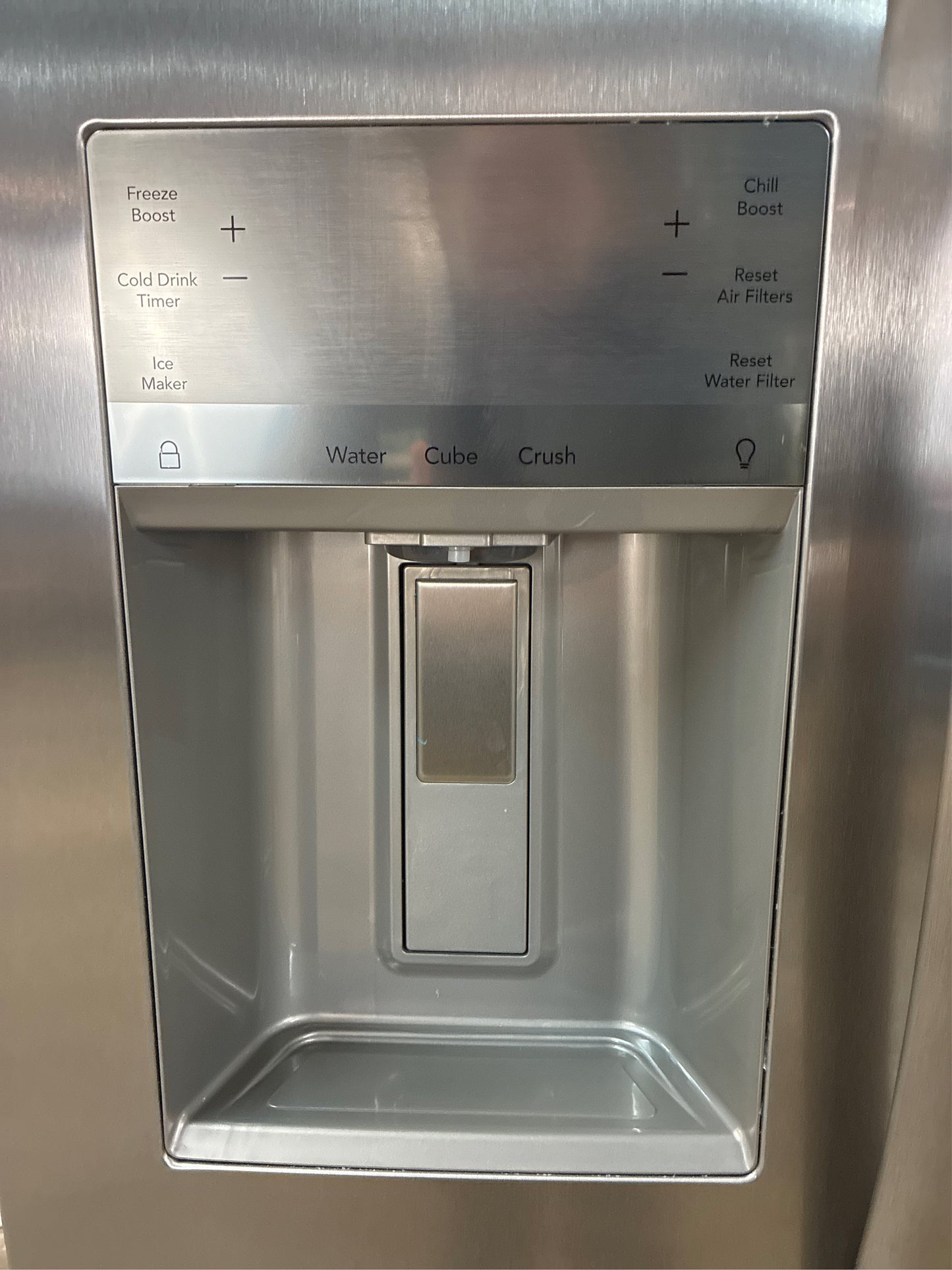 Frigidaire Gallery 25.6-cu ft Refrigerator
