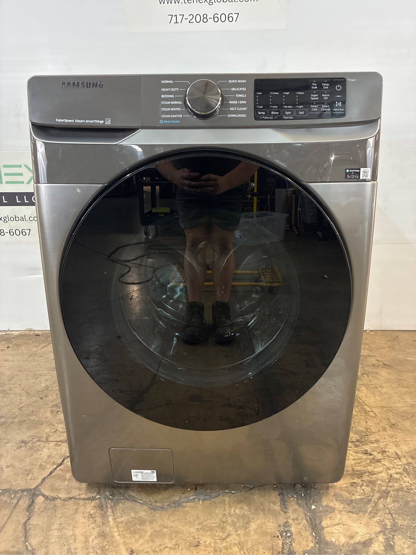 Samsung 4.5 cu. ft. Front Load Washer, Platinum