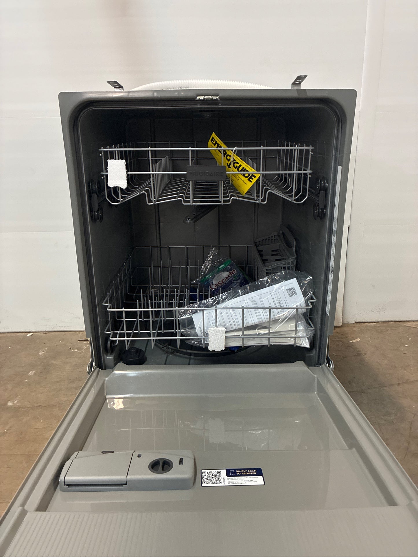 Frigidaire 24 in. White Front-Control Dishwasher