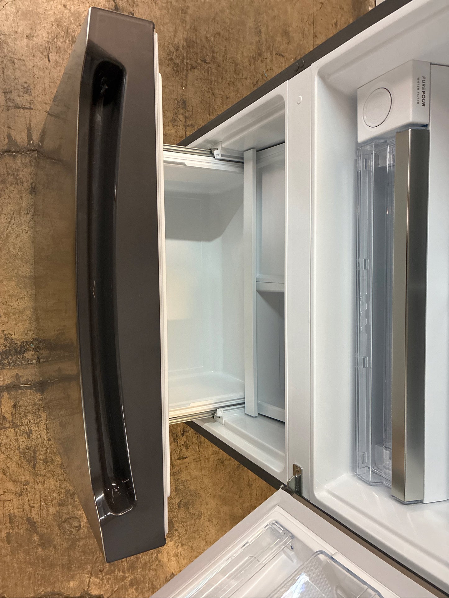 Frigidaire Gallery 30 in. 20.3 cu. ft. Refrigerator with Bottom Freezer